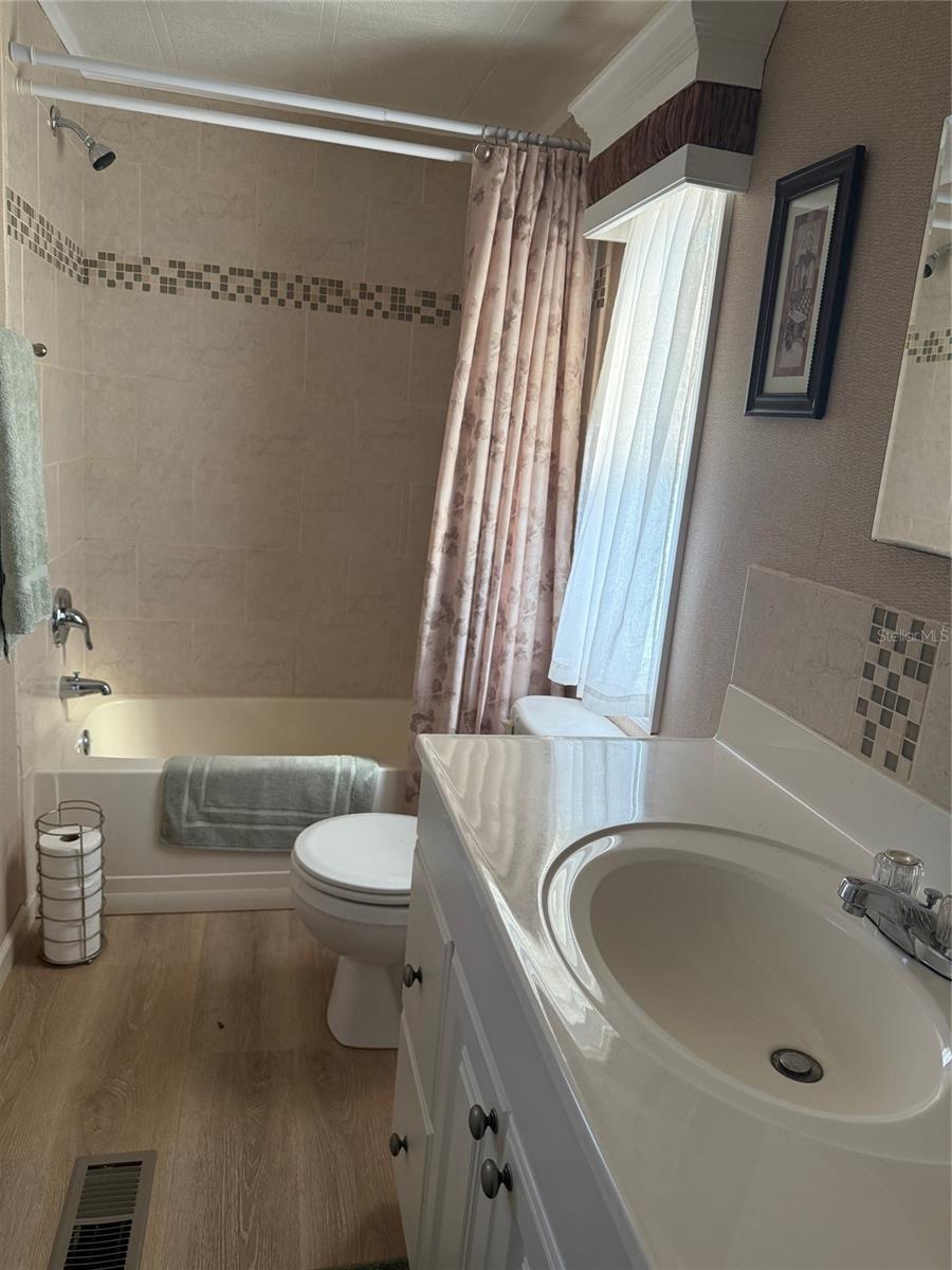 Image 41 of 41 For Address Not Provided