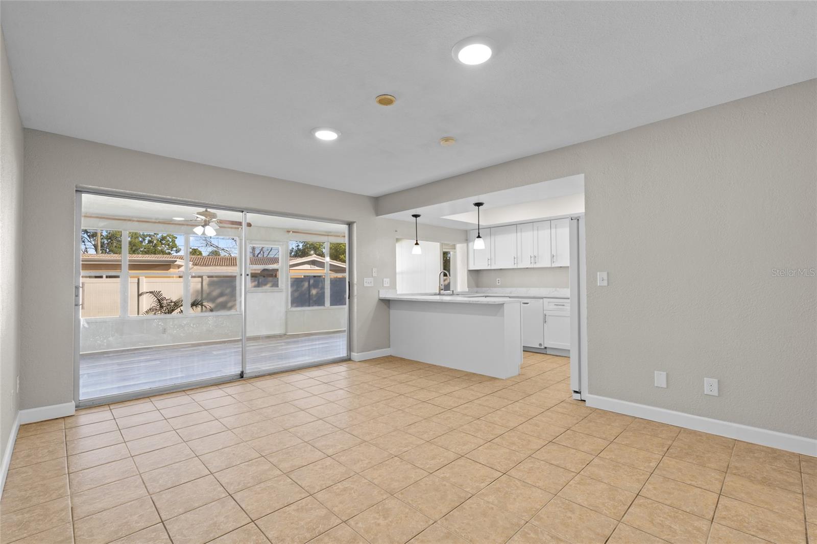 Image 12 of 50 For 9318 1st Street N