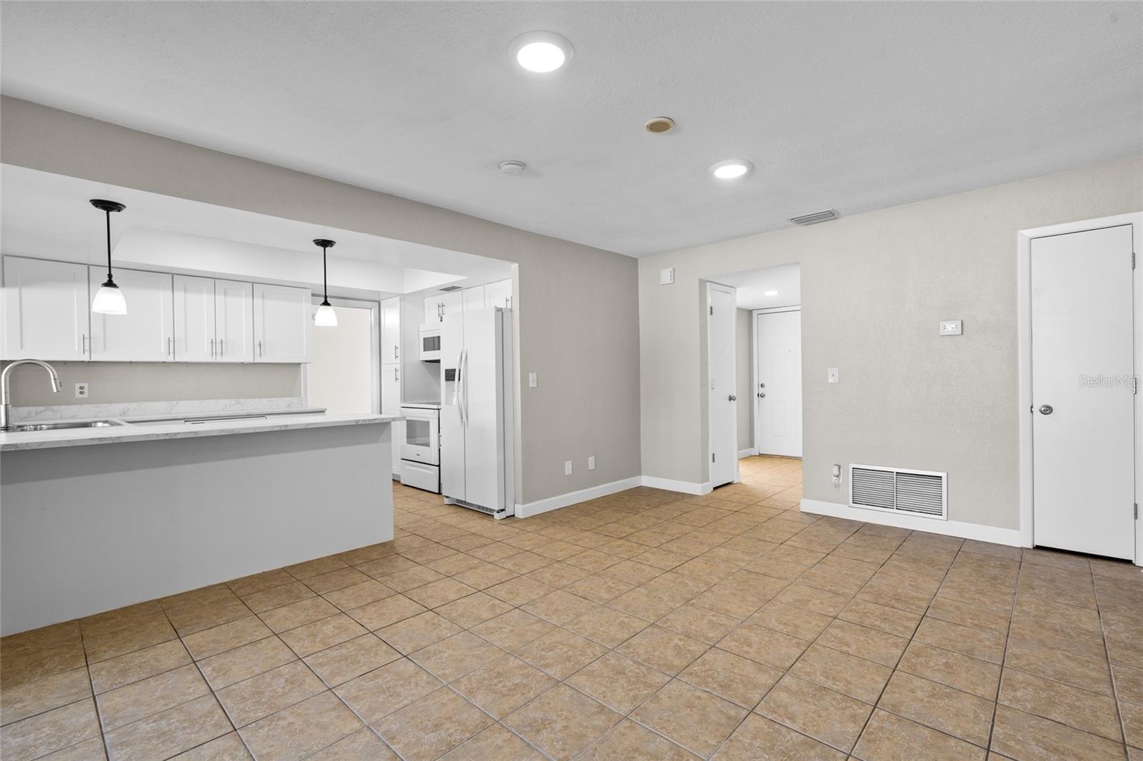 Image 16 of 50 For 9318 1st Street N