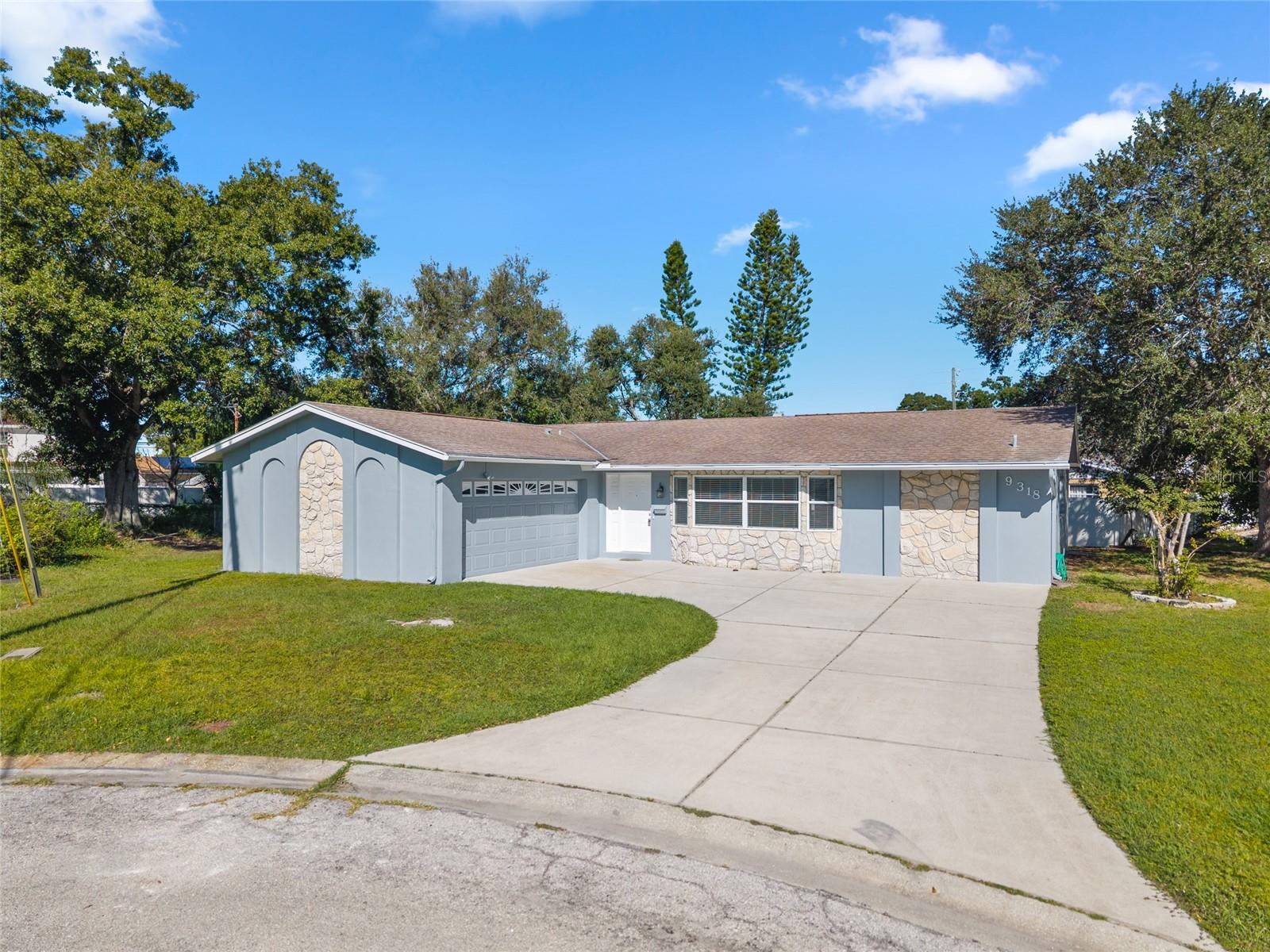 Image 2 of 50 For 9318 1st Street N