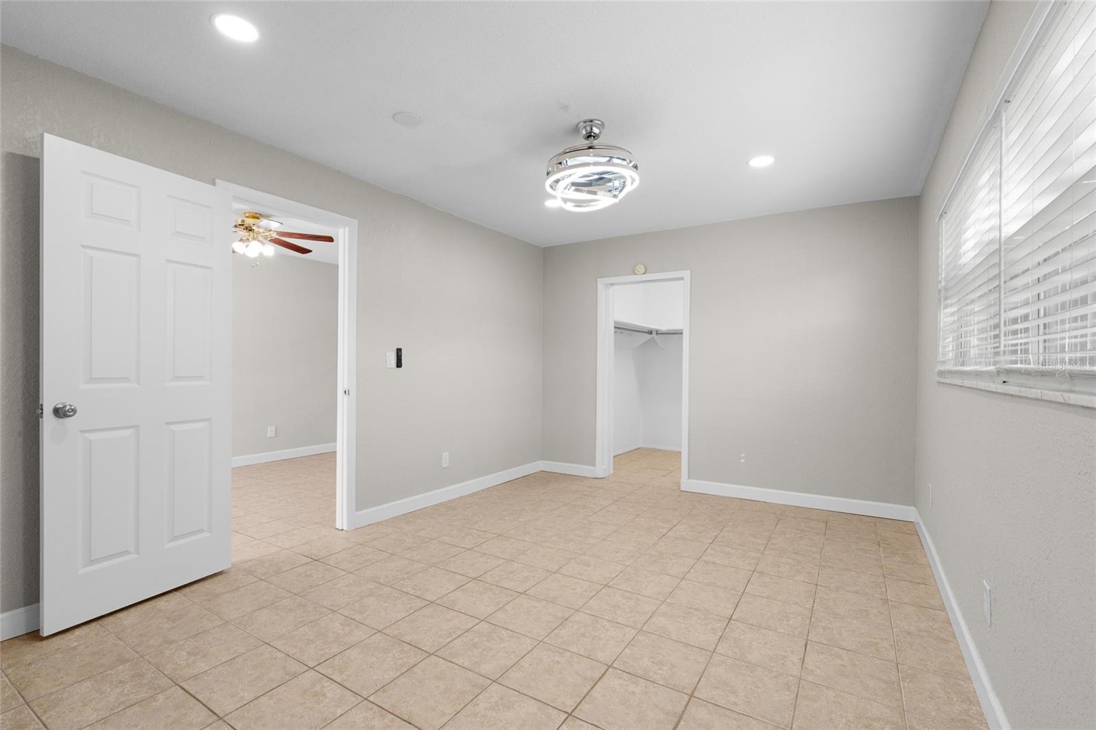 Image 26 of 50 For 9318 1st Street N