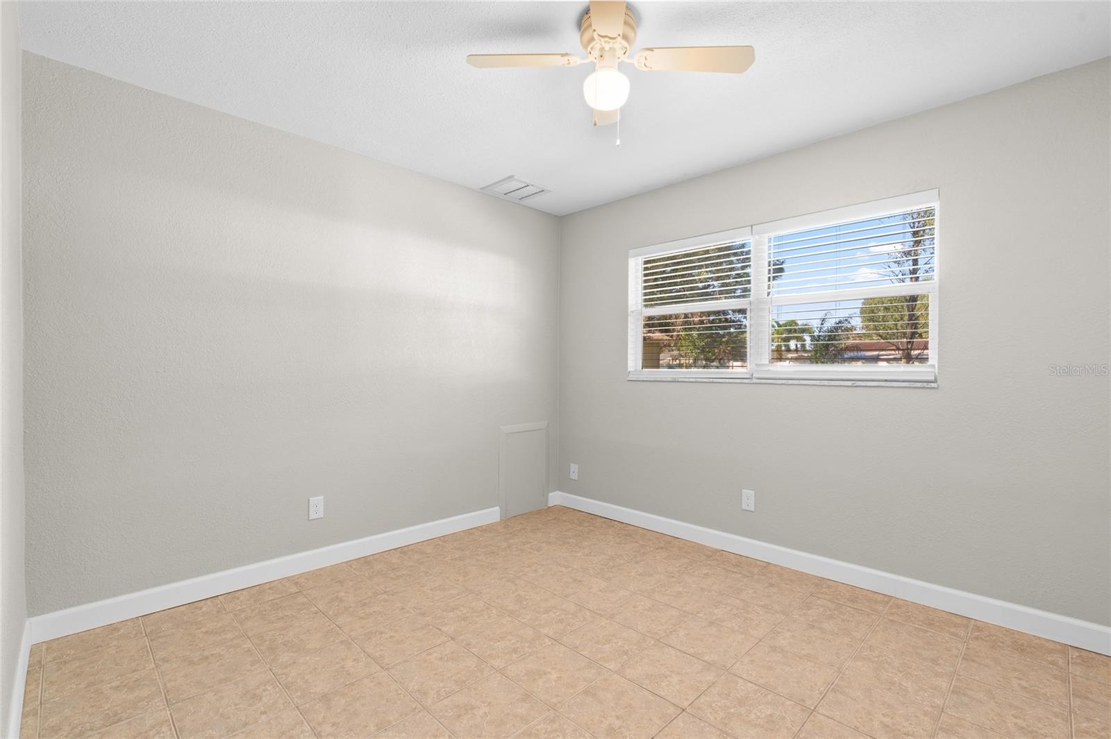 Image 32 of 50 For 9318 1st Street N