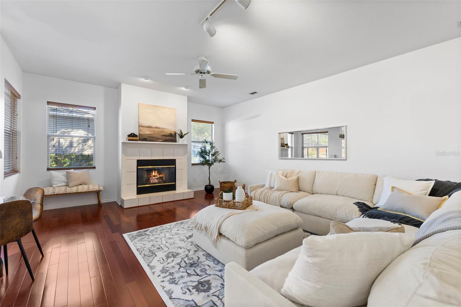 Image 2 of 55 For 642 Weathersfield Drive