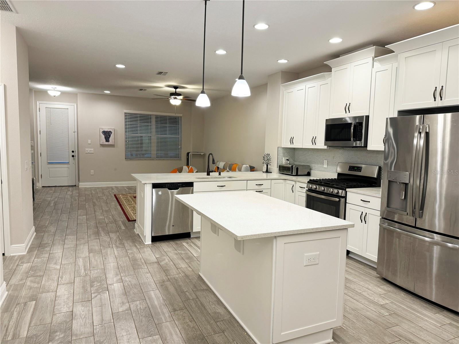 Image 12 of 64 For 12526 Rangeland Boulevard