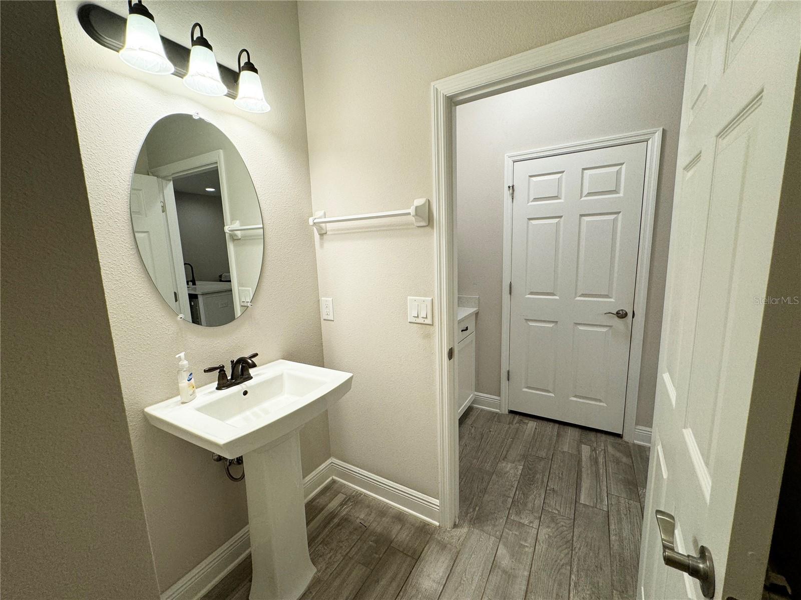 Image 21 of 64 For 12526 Rangeland Boulevard