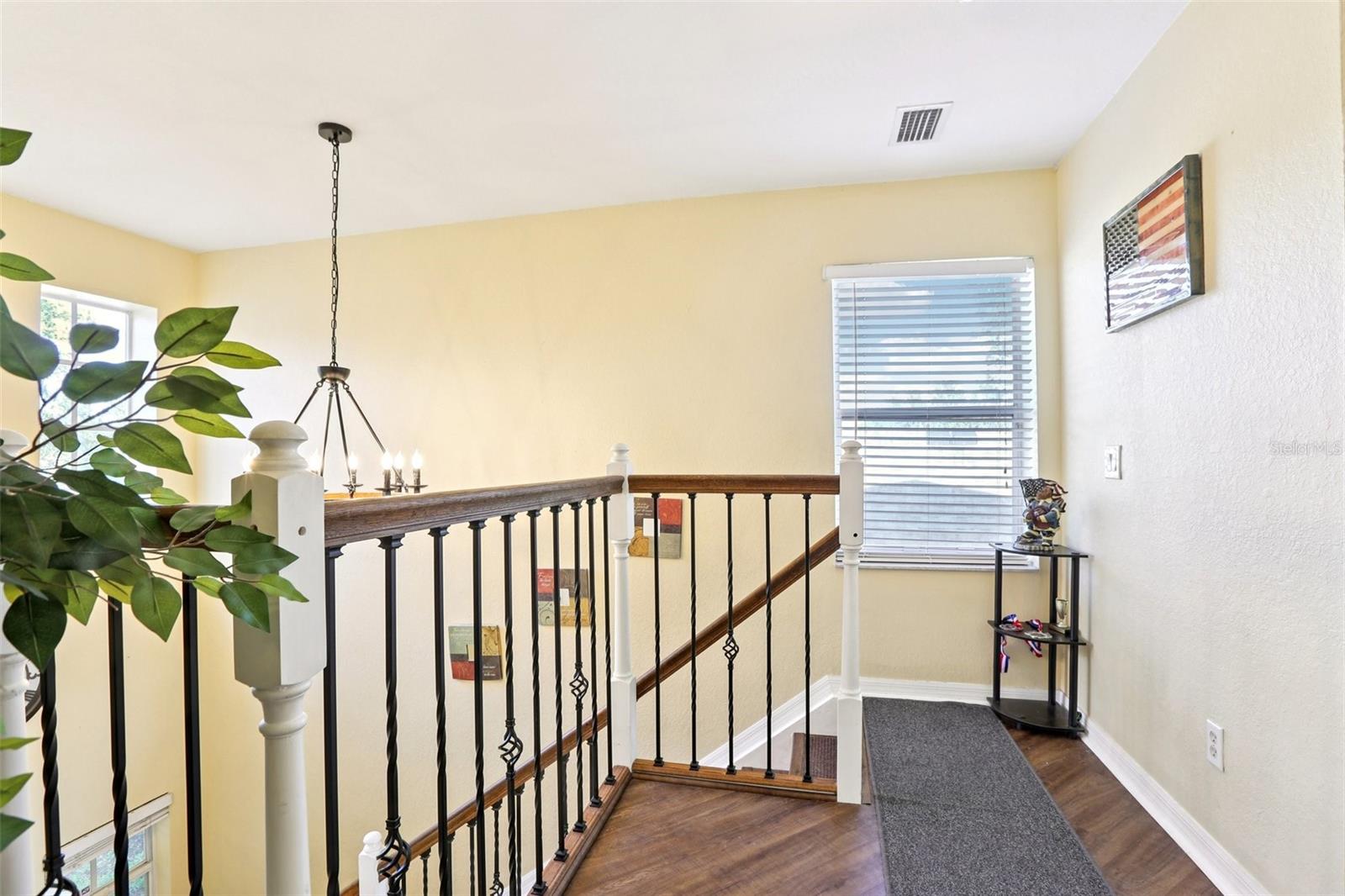 Image 16 of 69 For 11511 Crestlake Village Drive
