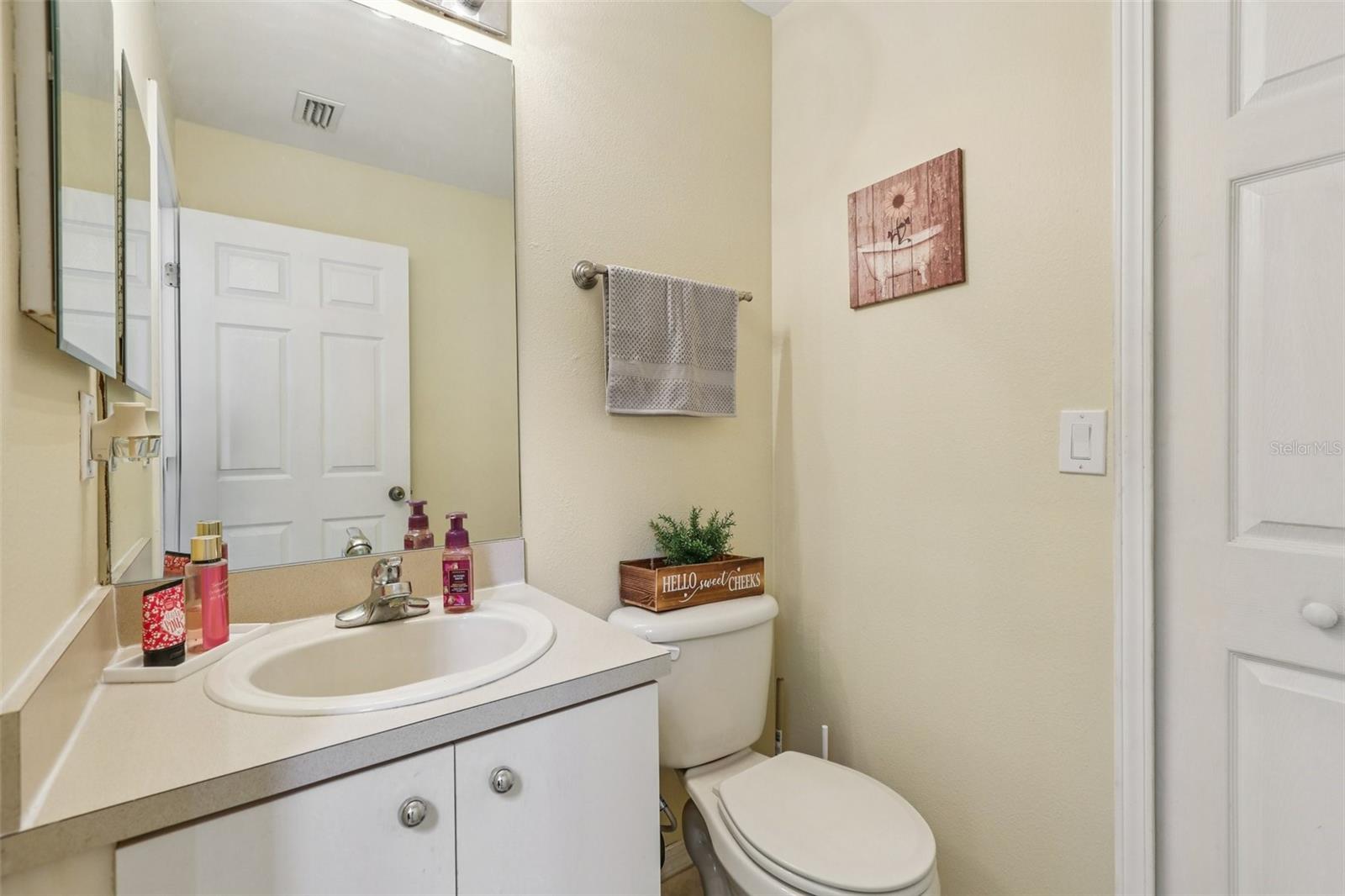 Image 28 of 69 For 11511 Crestlake Village Drive