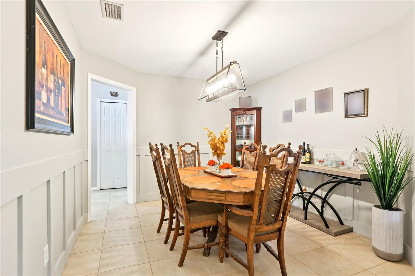 Image 31 of 69 For 11511 Crestlake Village Drive