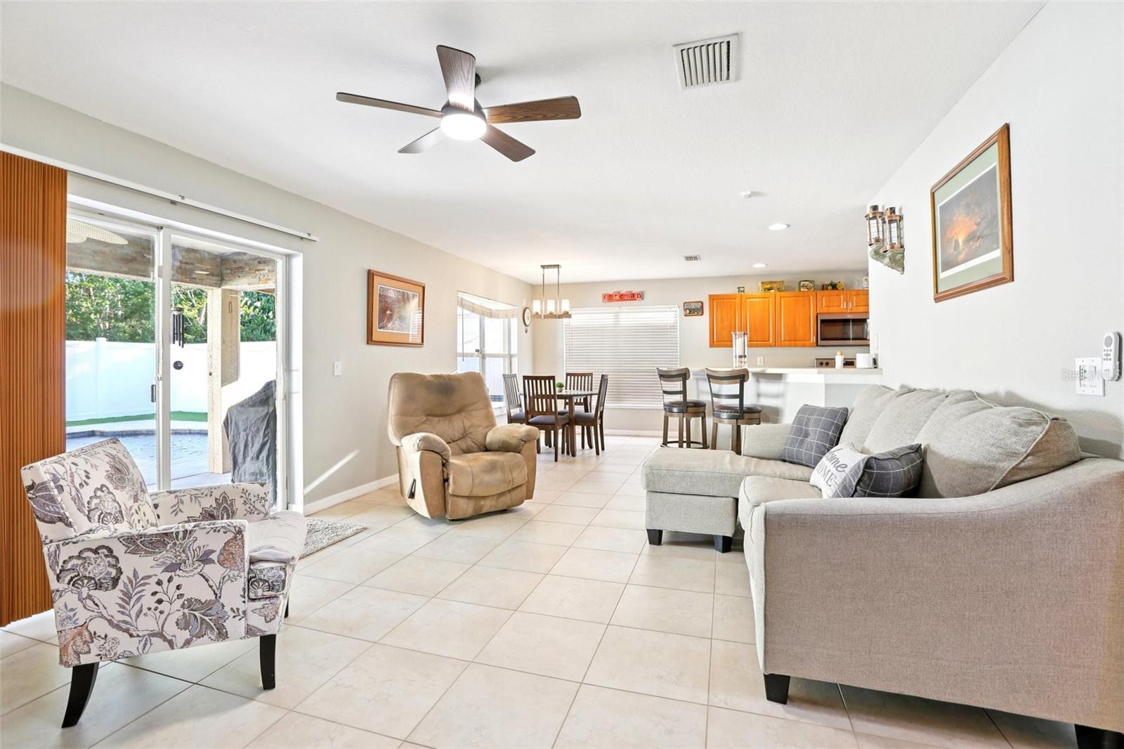 Image 34 of 69 For 11511 Crestlake Village Drive