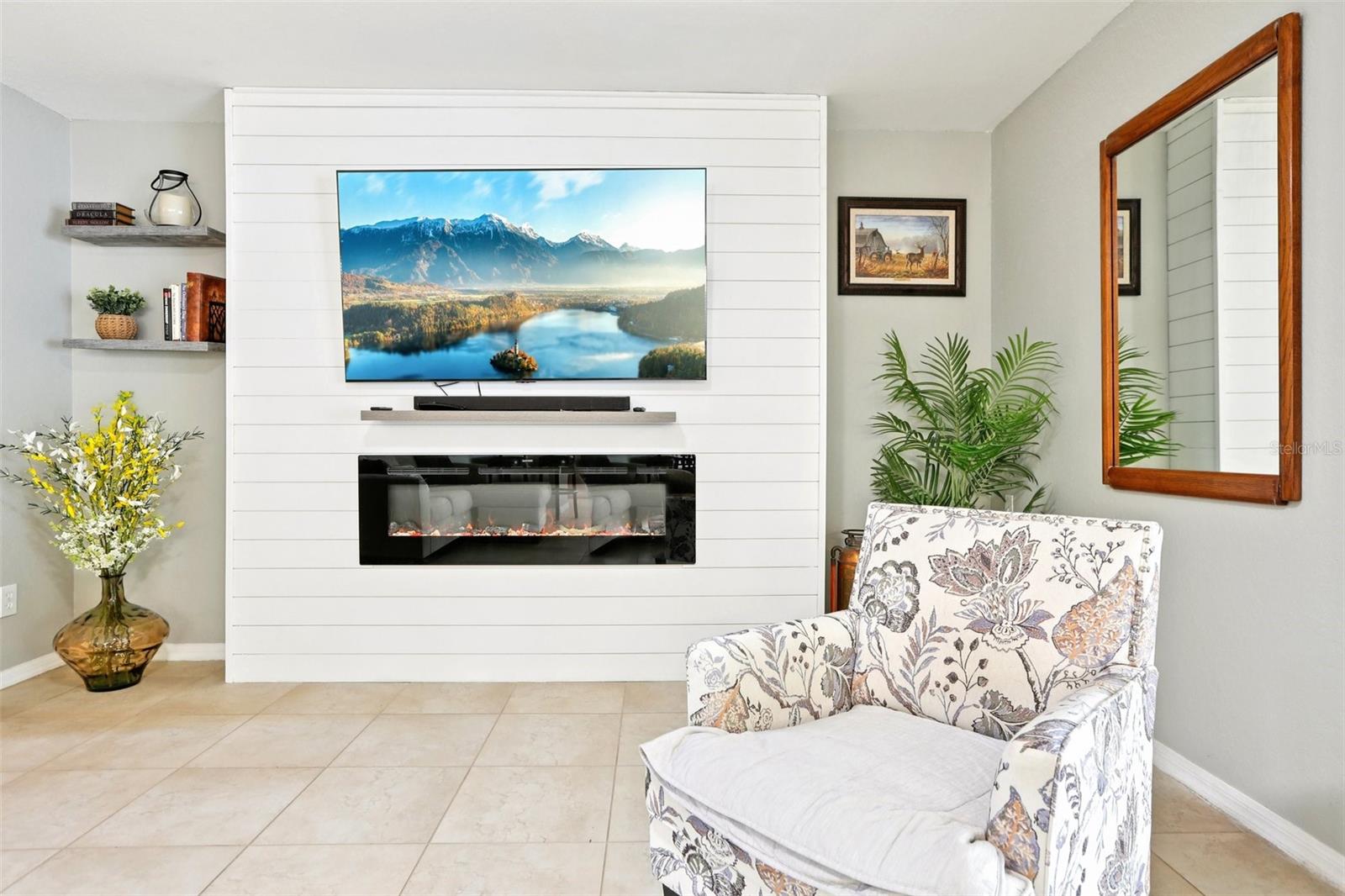 Image 36 of 69 For 11511 Crestlake Village Drive