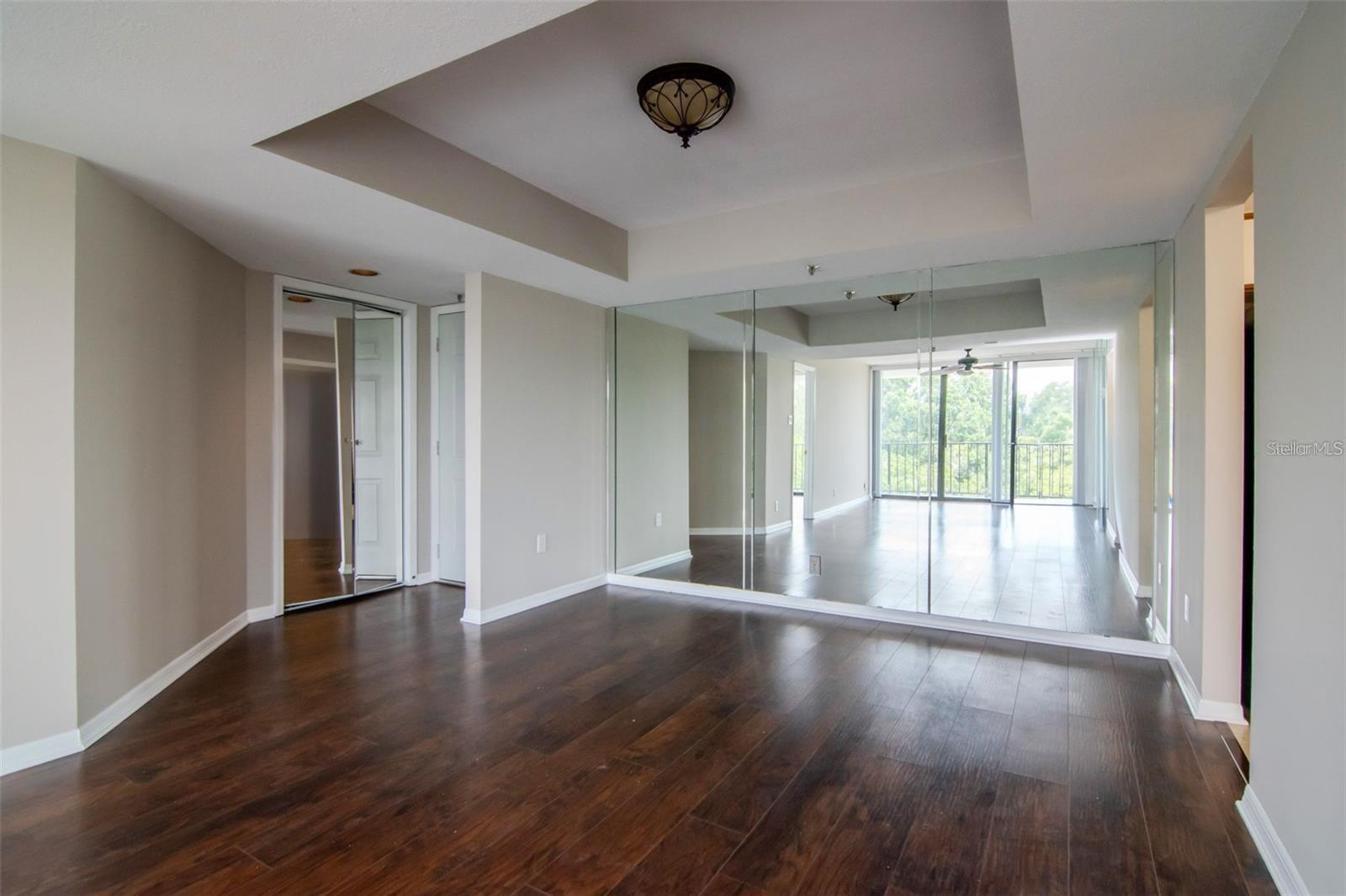 Image 7 of 18 For 3211 Swann Avenue 502
