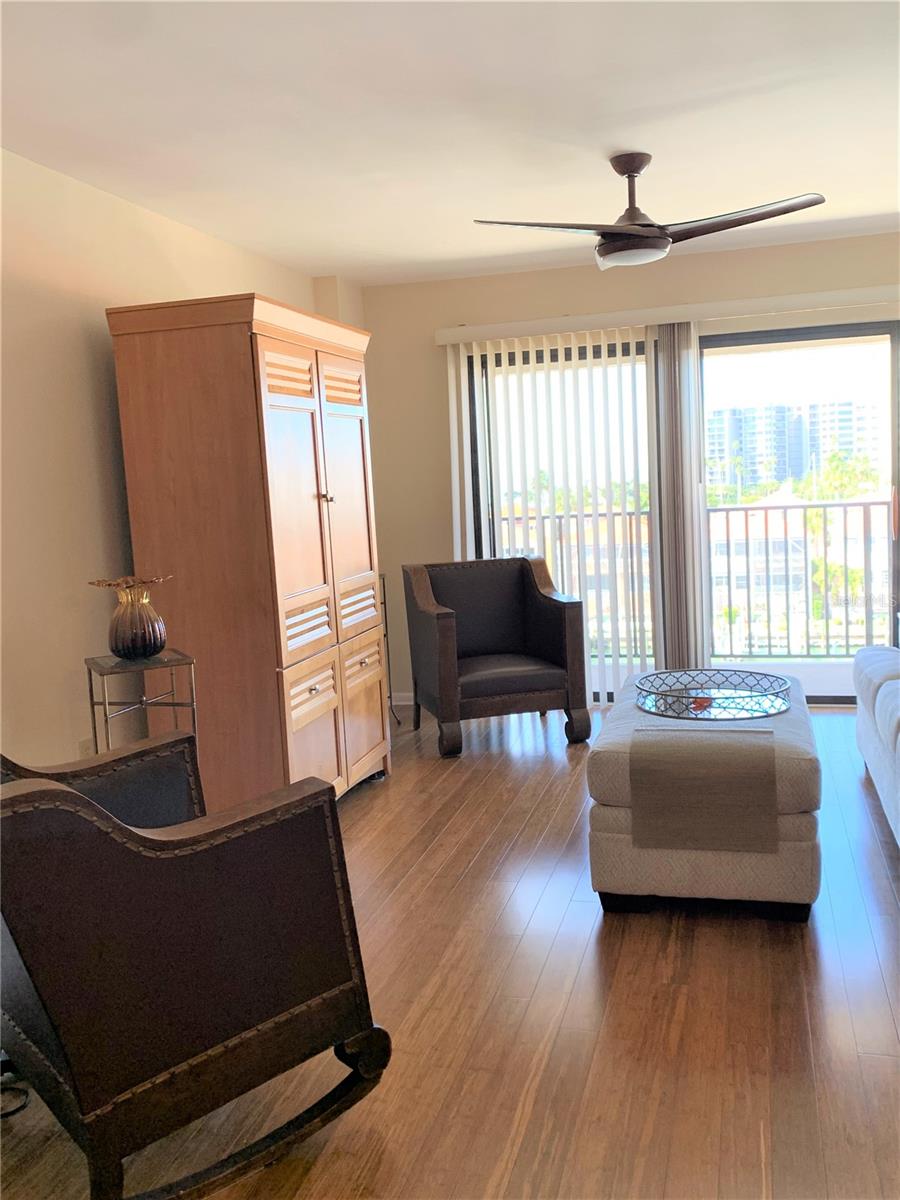 Image 17 of 30 For 240 Sand Key Estates Drive 257