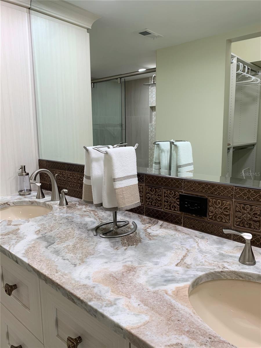 Image 21 of 30 For 240 Sand Key Estates Drive 257