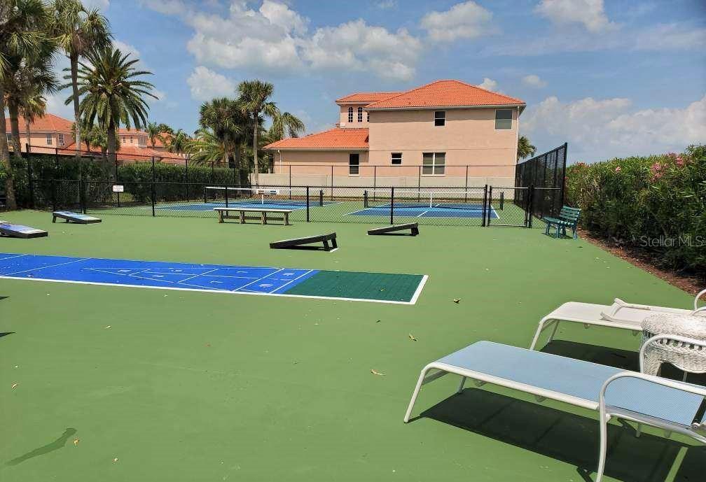 Image 7 of 30 For 240 Sand Key Estates Drive 257