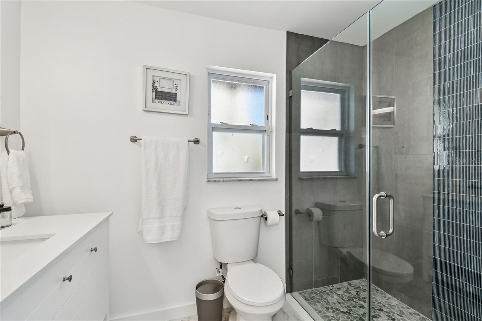 Image 32 of 82 For 340 Palm Island Ne