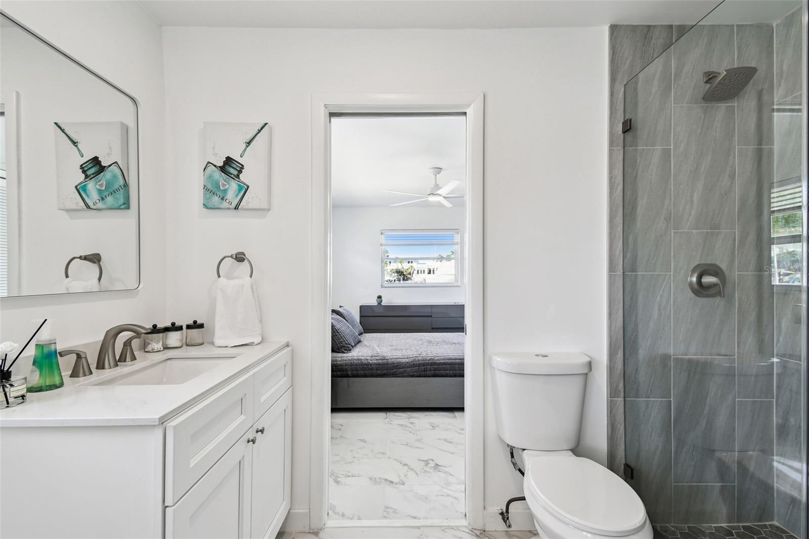 Image 41 of 82 For 340 Palm Island Ne