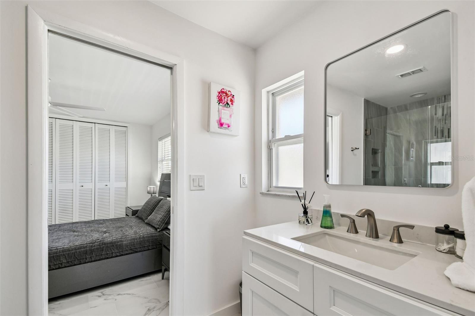 Image 44 of 82 For 340 Palm Island Ne