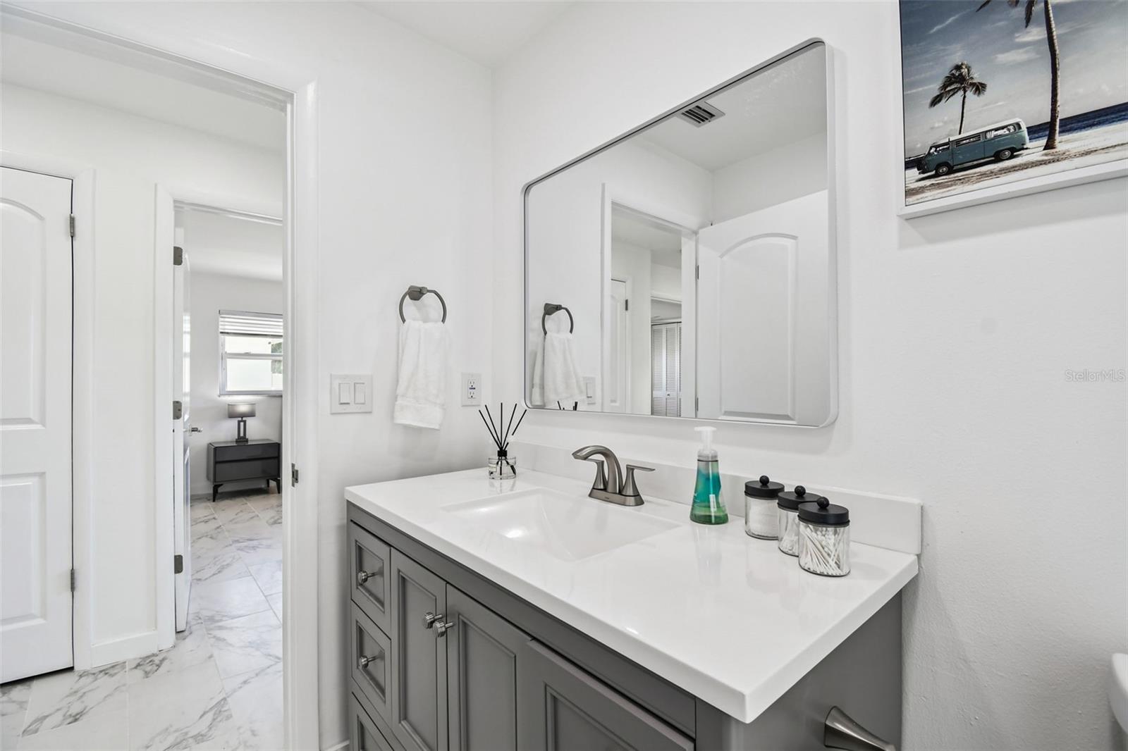 Image 51 of 82 For 340 Palm Island Ne