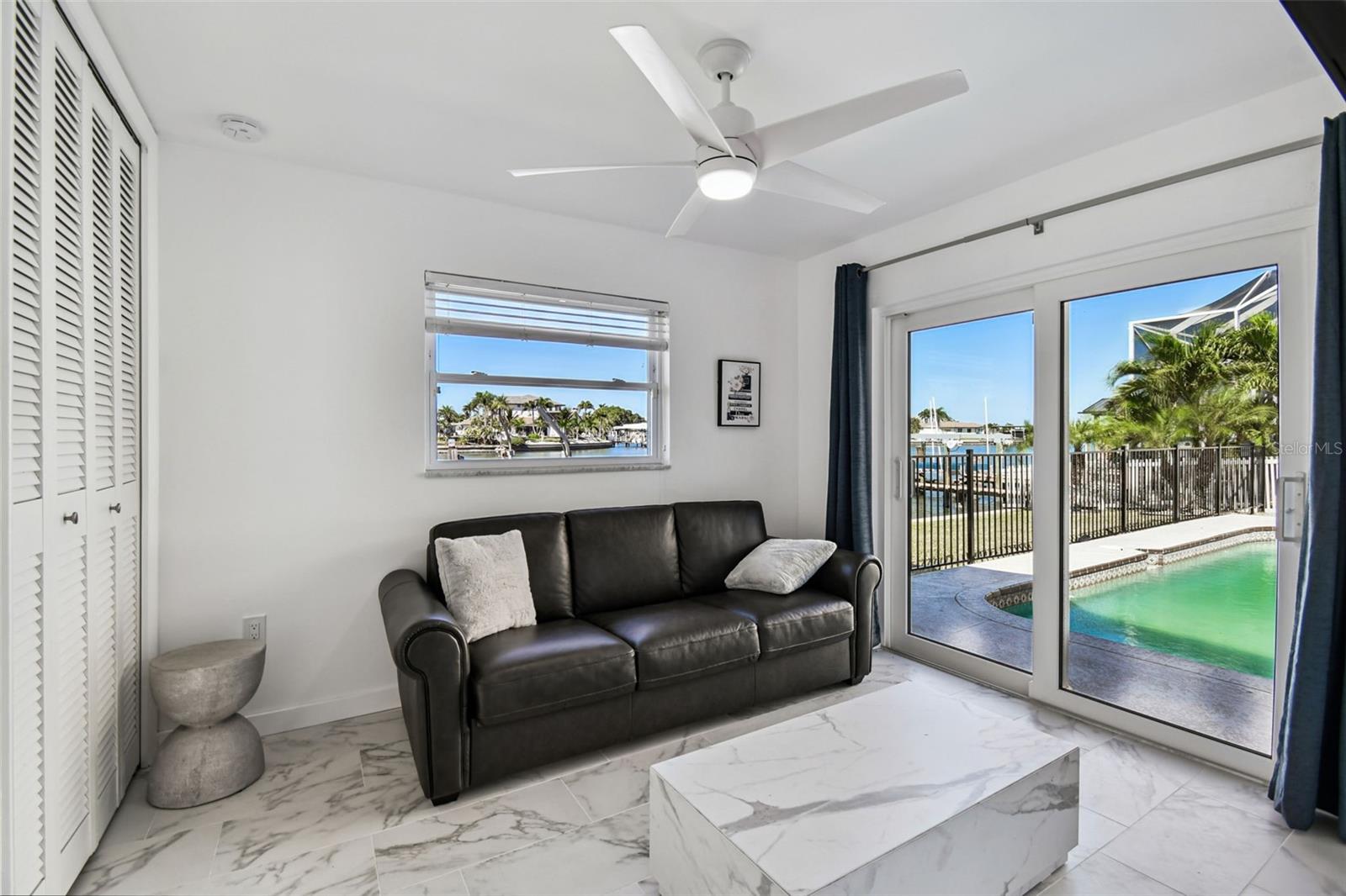 Image 52 of 82 For 340 Palm Island Ne