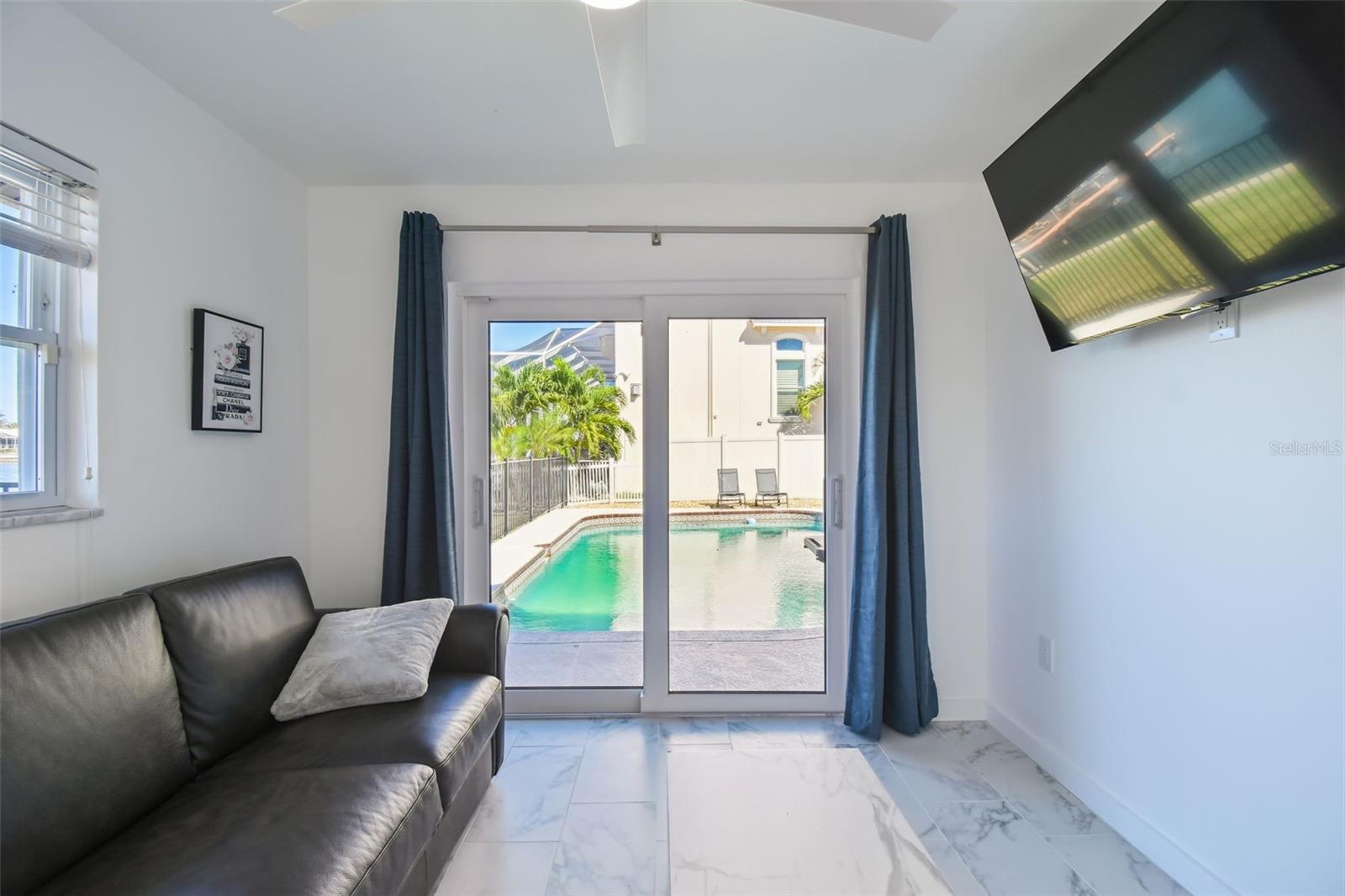 Image 55 of 82 For 340 Palm Island Ne