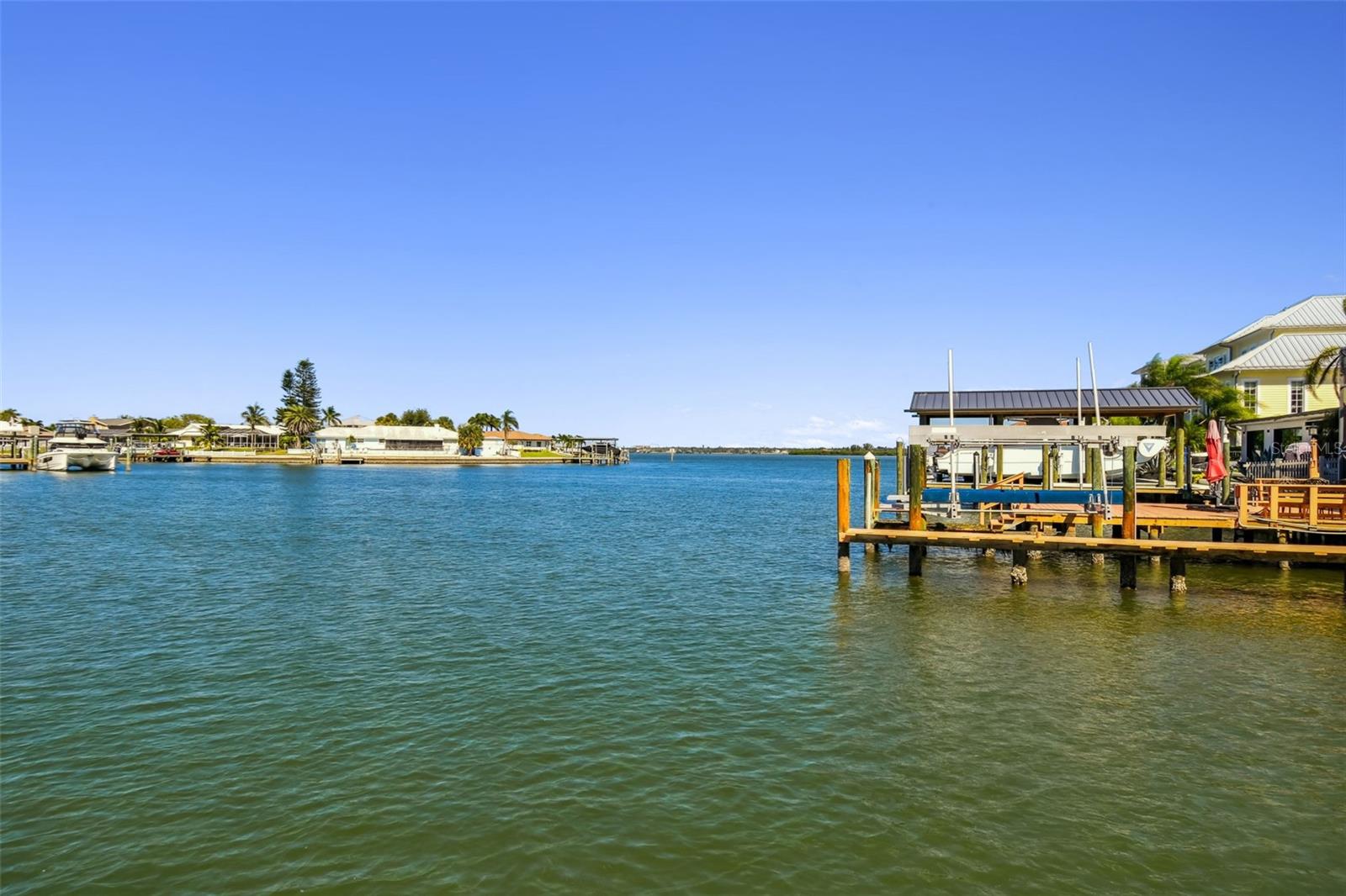 Image 70 of 82 For 340 Palm Island Ne