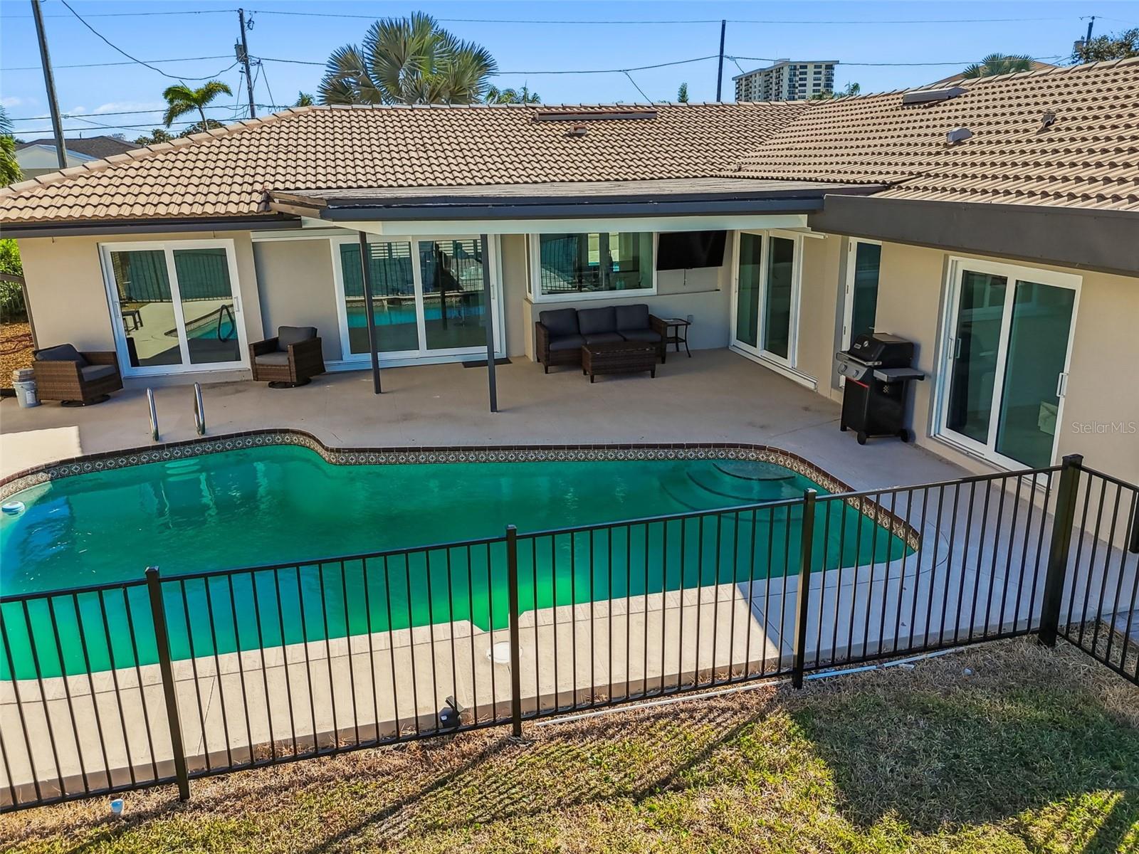 Image 76 of 82 For 340 Palm Island Ne