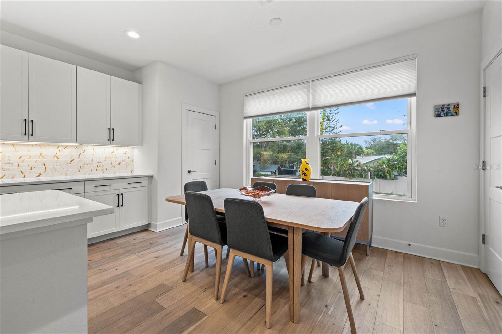 Image 20 of 55 For 2645 1st Avenue N