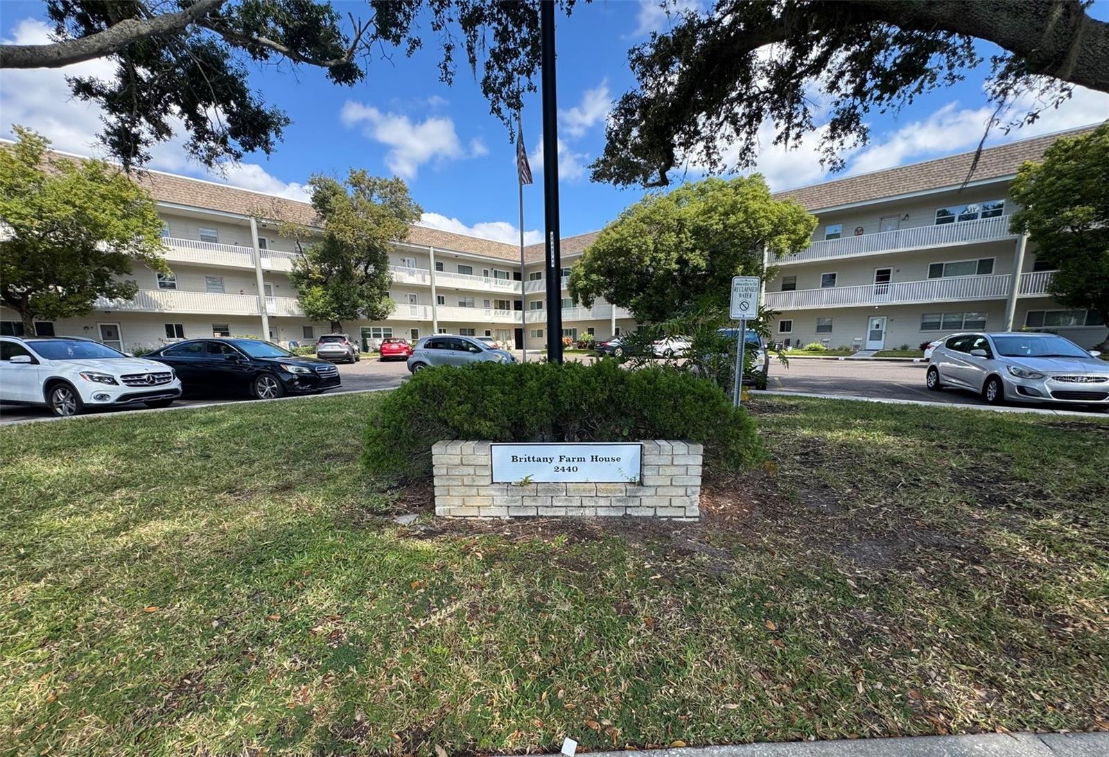 Details for 2440 World Parkway Boulevard 60, CLEARWATER, FL 33763