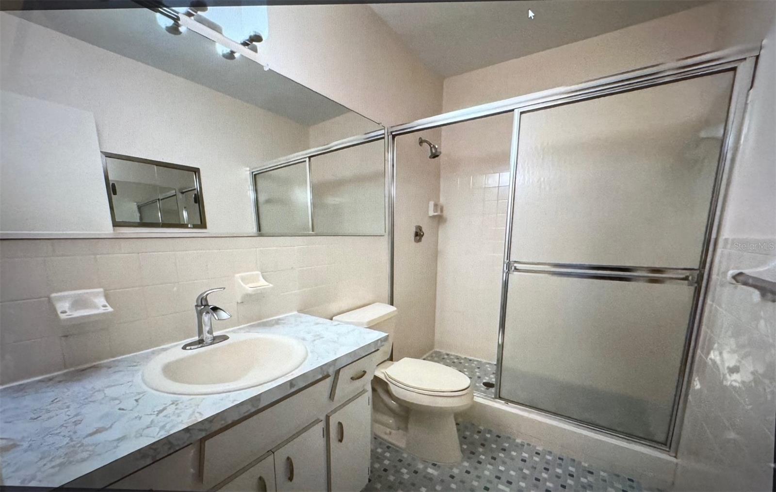 Image 16 of 67 For 2440 World Parkway Boulevard 60