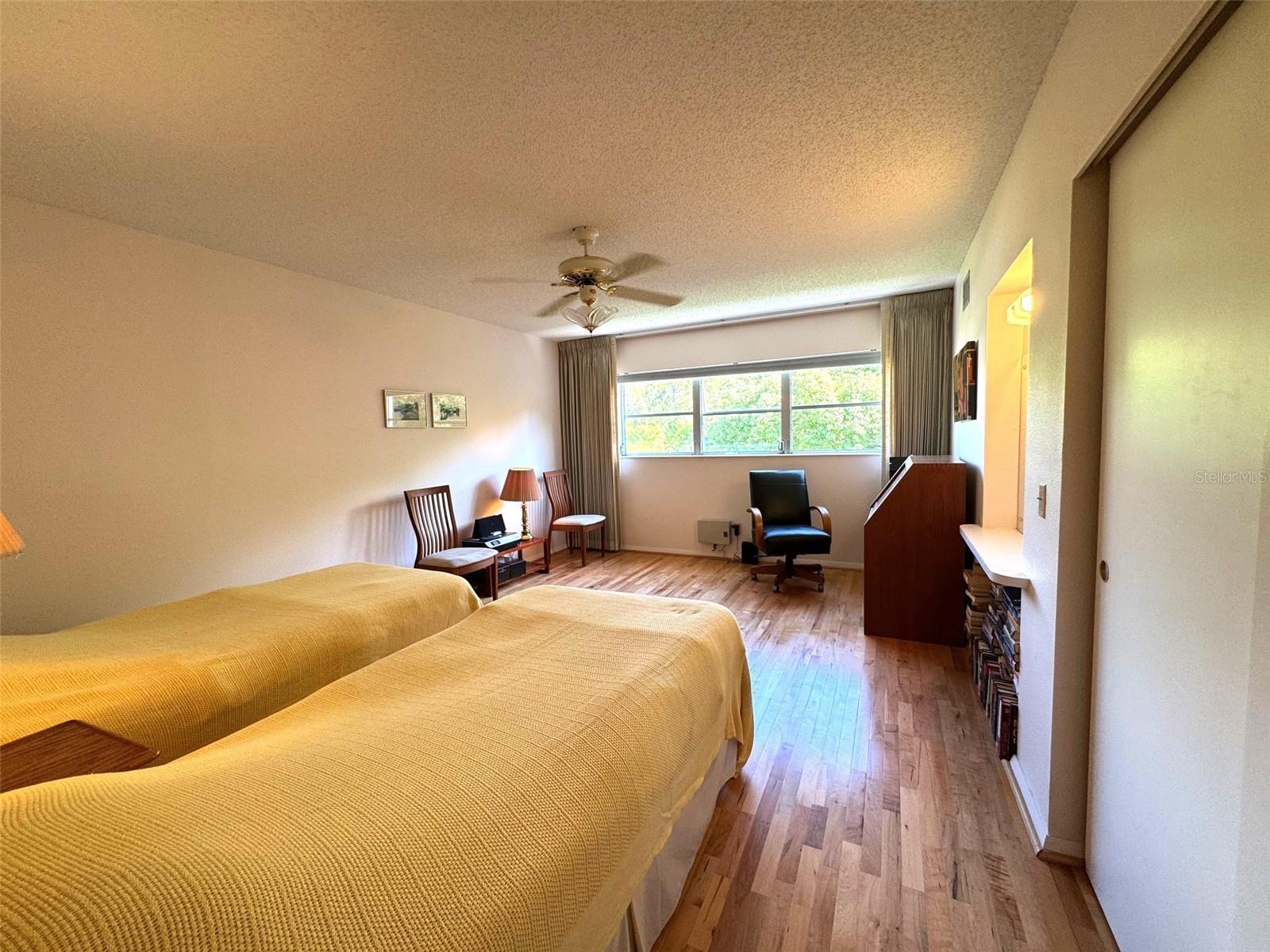 Image 18 of 67 For 2440 World Parkway Boulevard 60