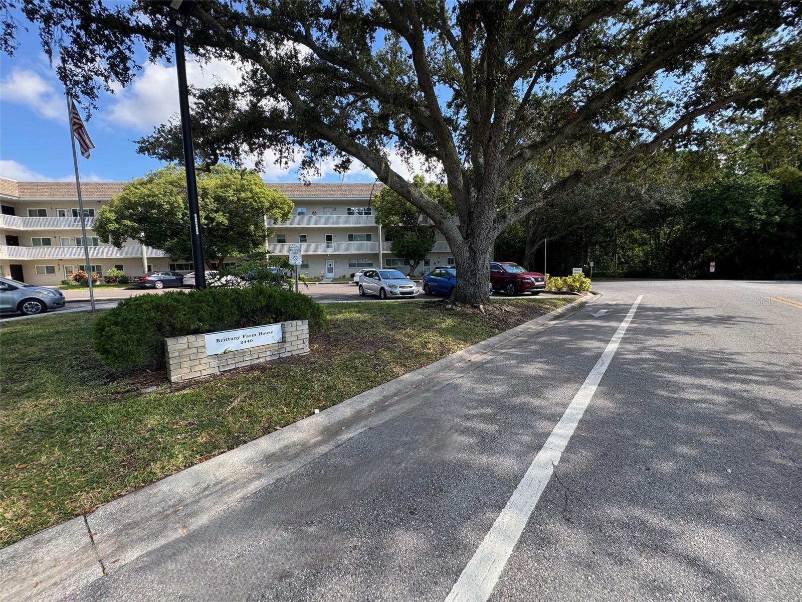 Image 23 of 67 For 2440 World Parkway Boulevard 60
