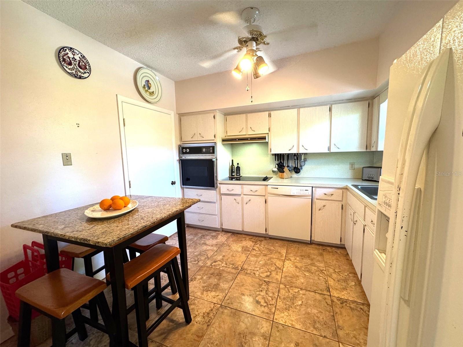 Image 4 of 67 For 2440 World Parkway Boulevard 60