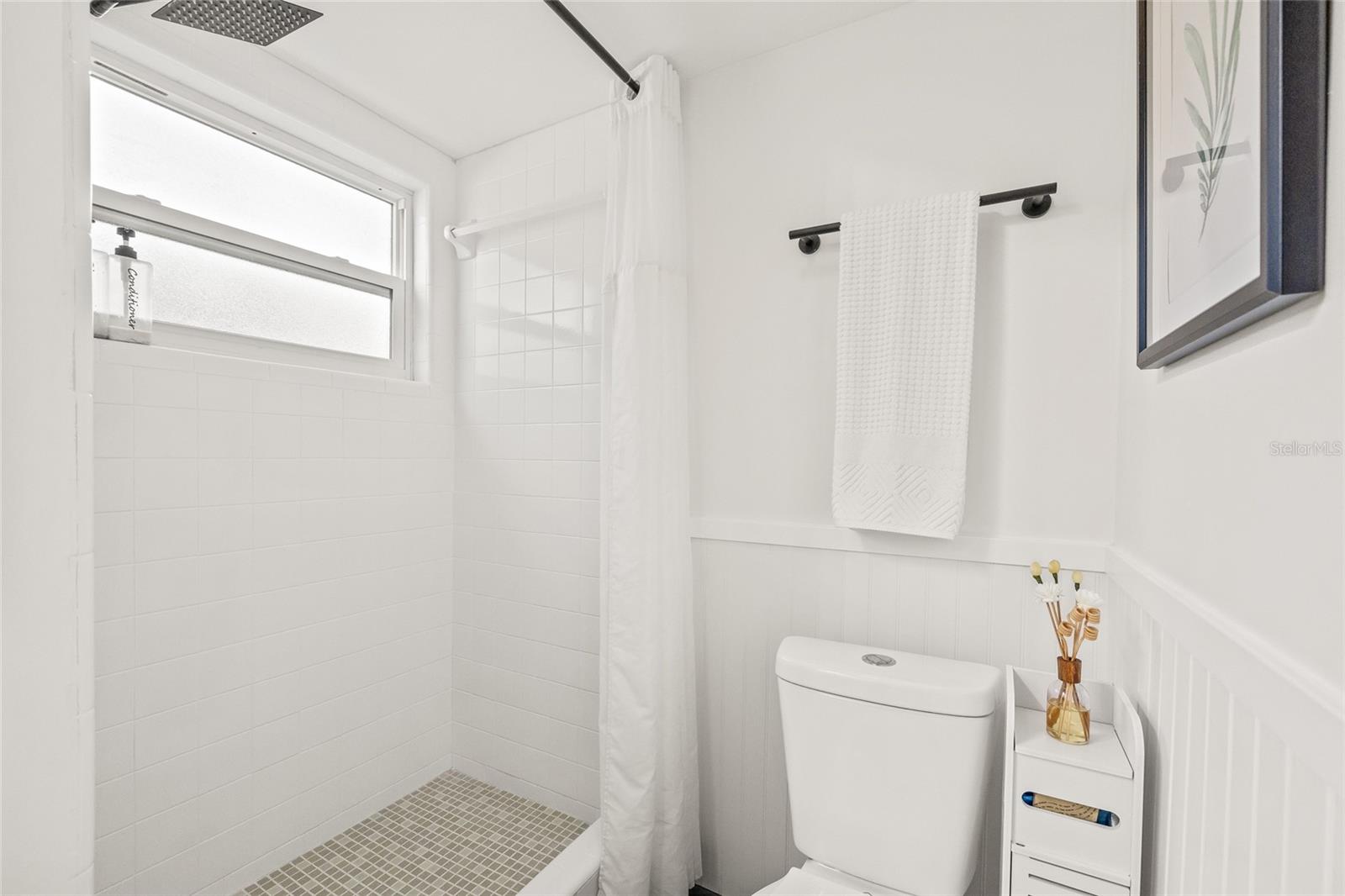 Image 18 of 33 For 2901 61st Avenue S