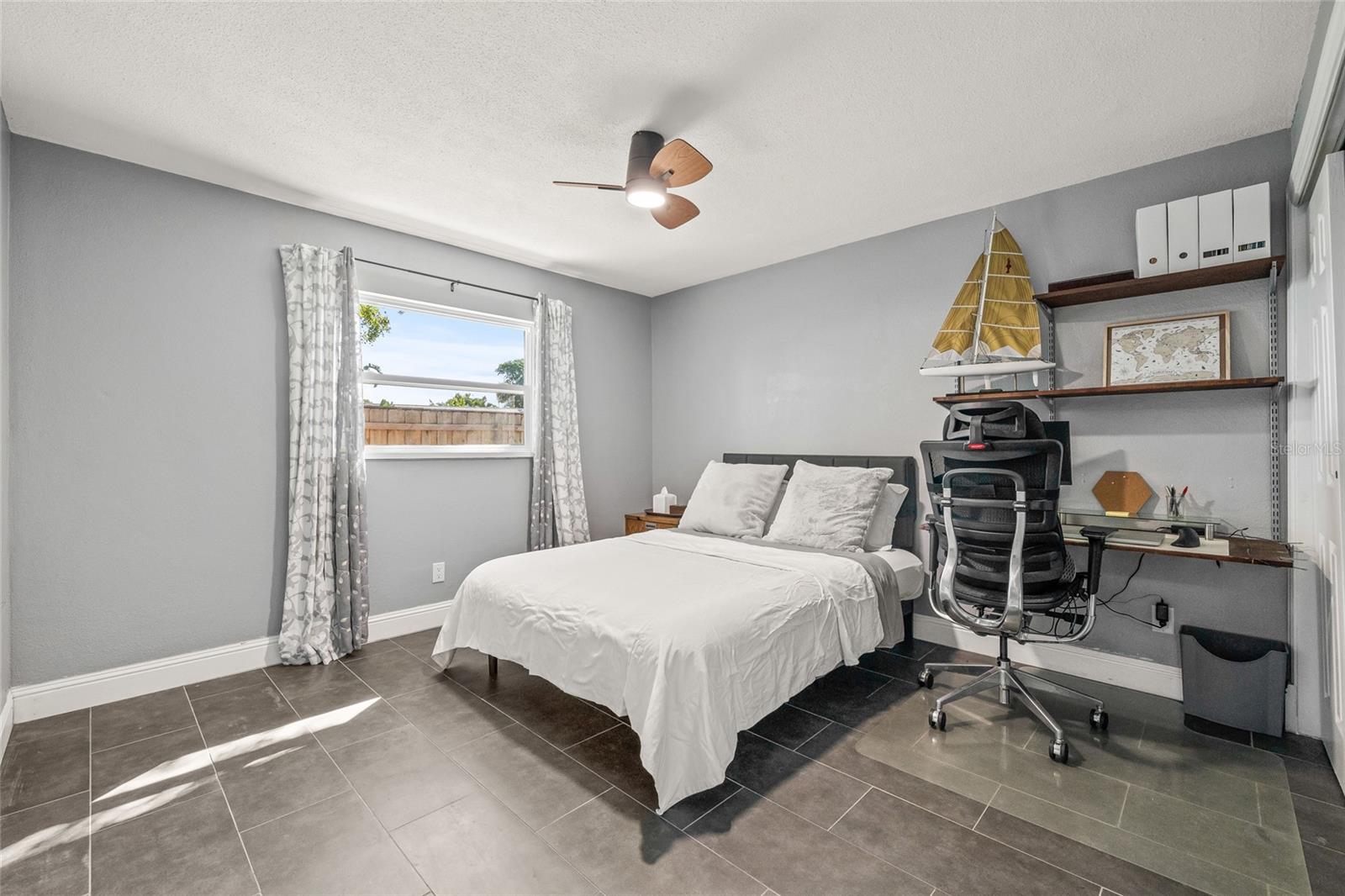 Image 24 of 33 For 2901 61st Avenue S