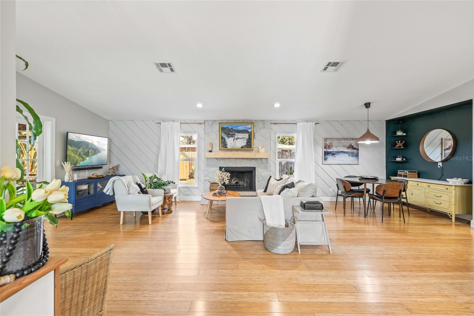 Image 7 of 33 For 2901 61st Avenue S