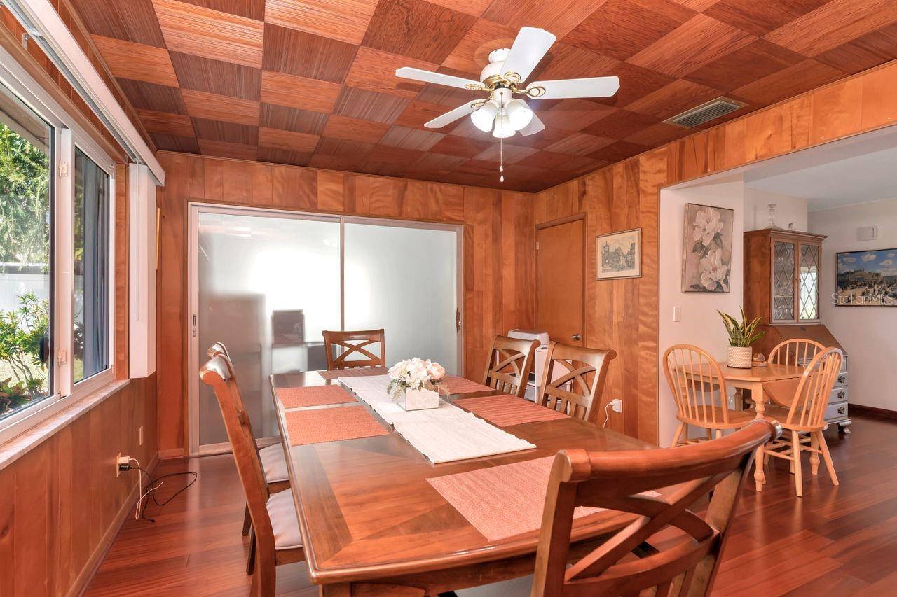 Image 16 of 52 For 2098 35th Street N