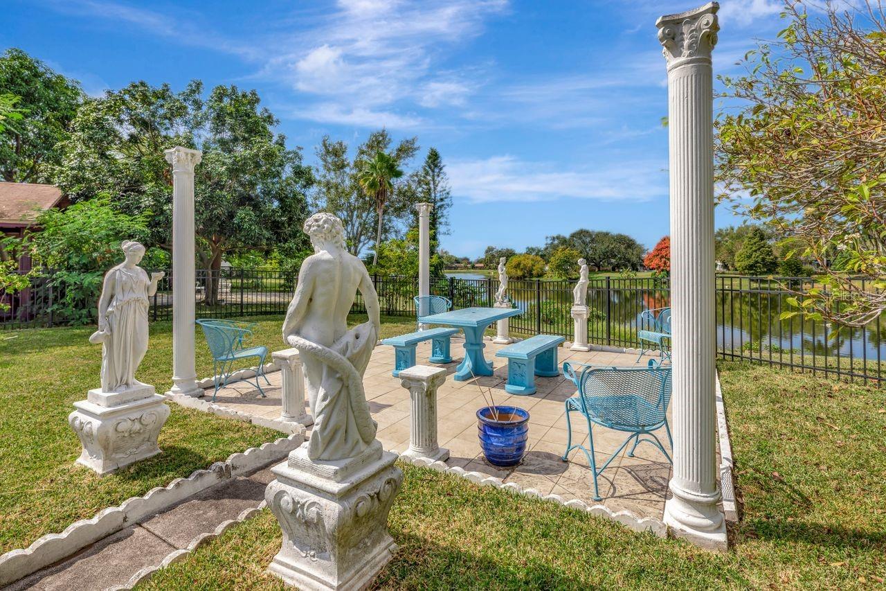 Image 40 of 52 For 2098 35th Street N