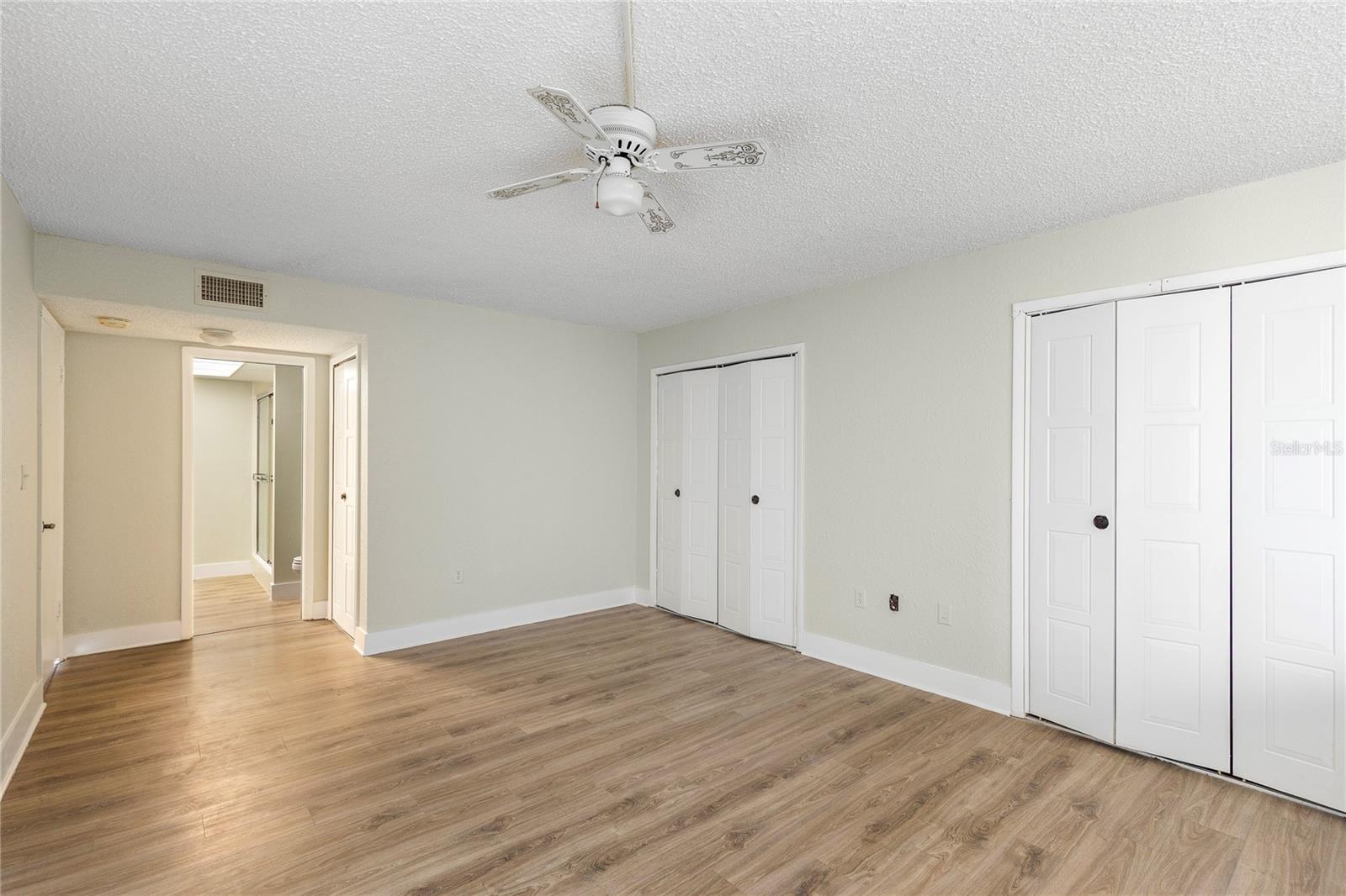 Image 18 of 22 For 2699 Seville Boulevard 802