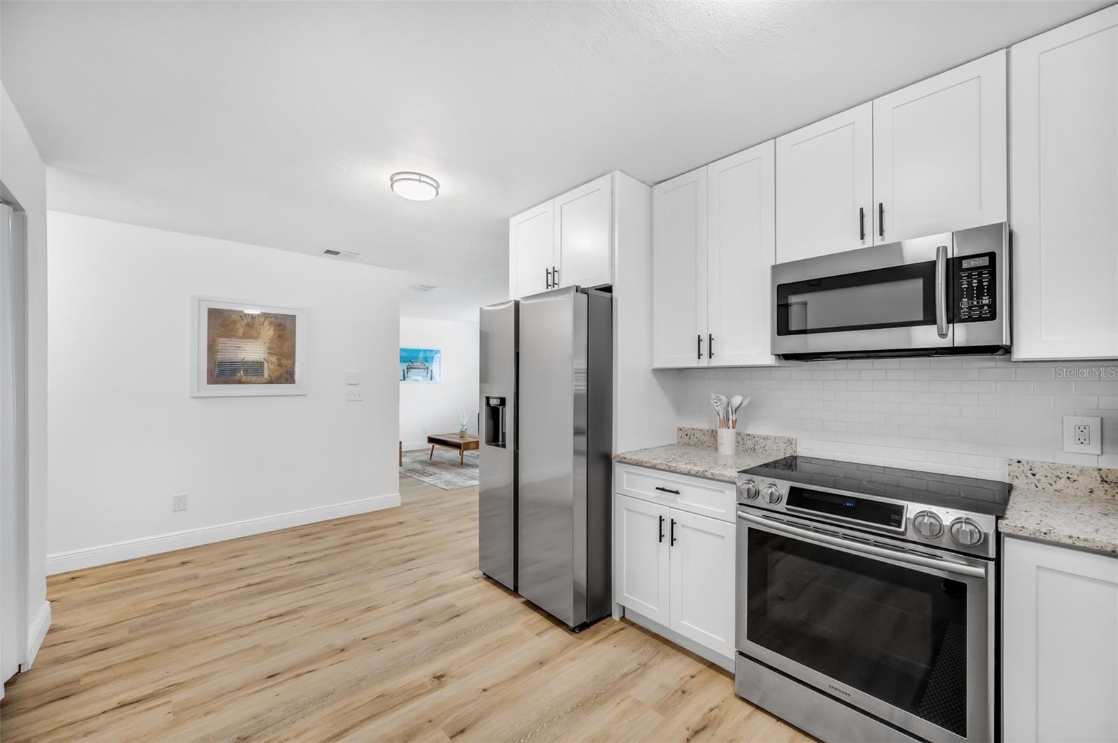 Image 10 of 30 For 3737 10th Avenue S
