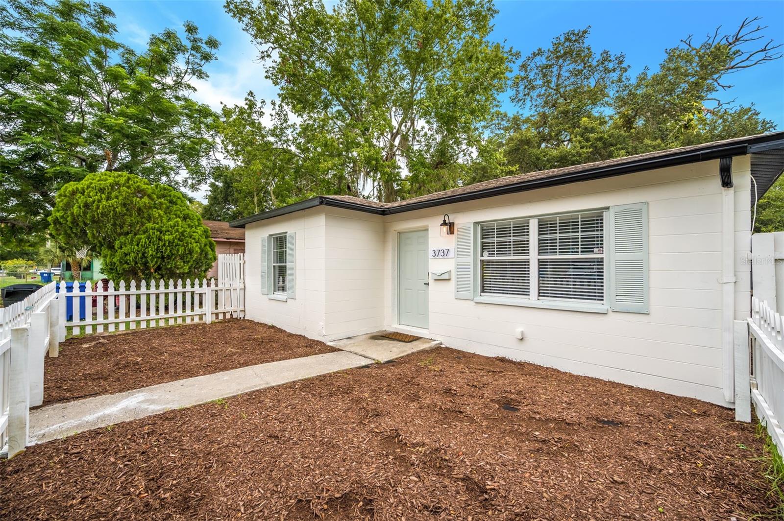 Image 2 of 30 For 3737 10th Avenue S
