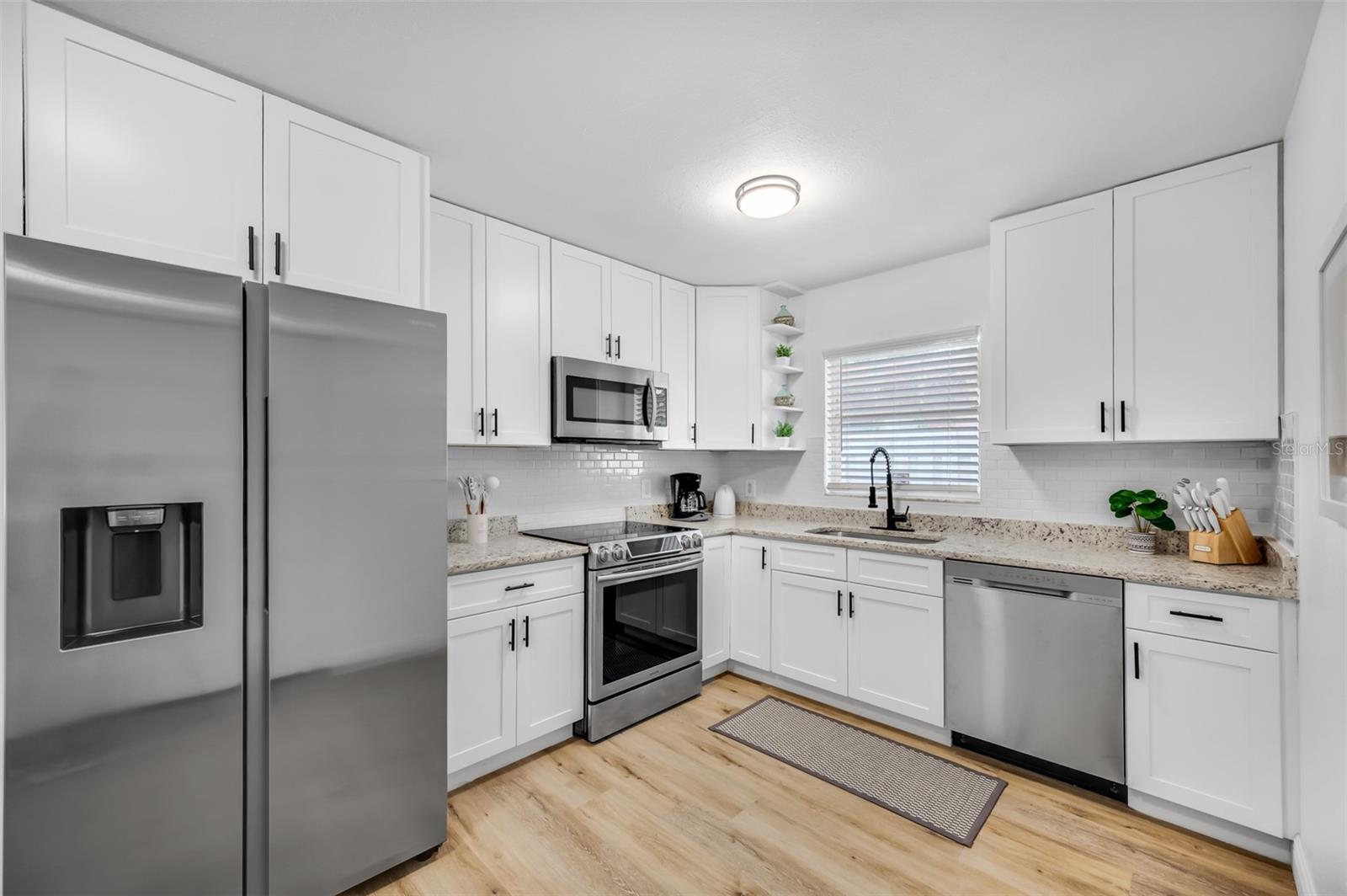 Image 9 of 30 For 3737 10th Avenue S