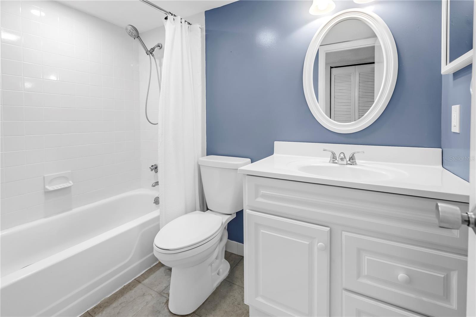 Image 22 of 52 For 6960 20th Avenue N 307