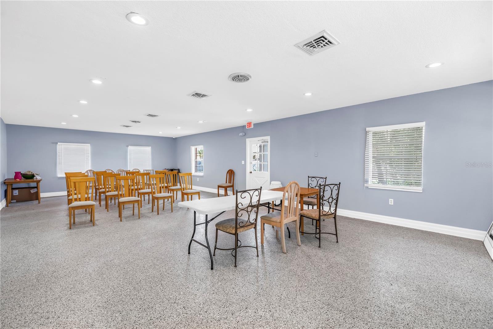 Image 42 of 52 For 6960 20th Avenue N 307
