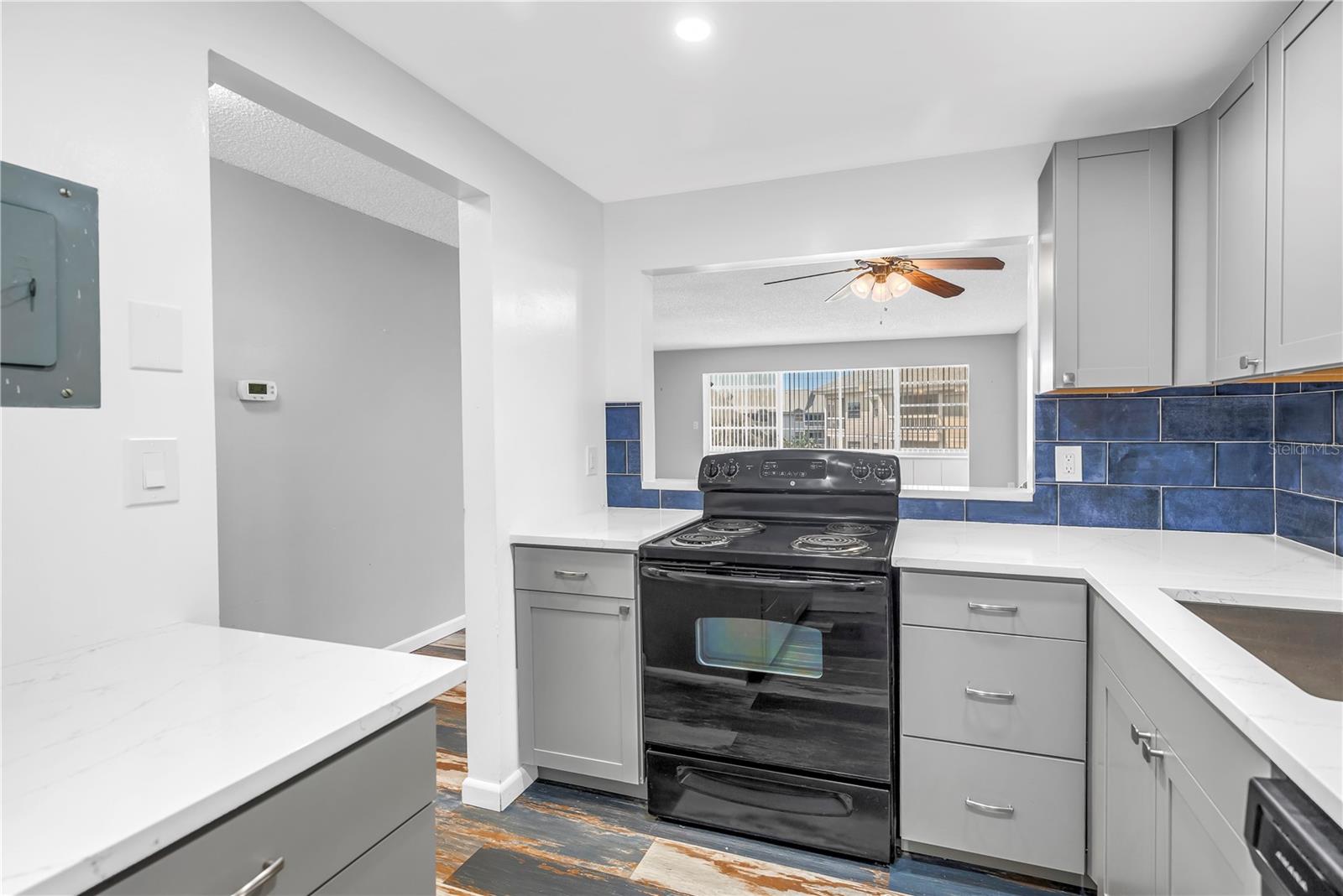 Image 6 of 52 For 6960 20th Avenue N 307