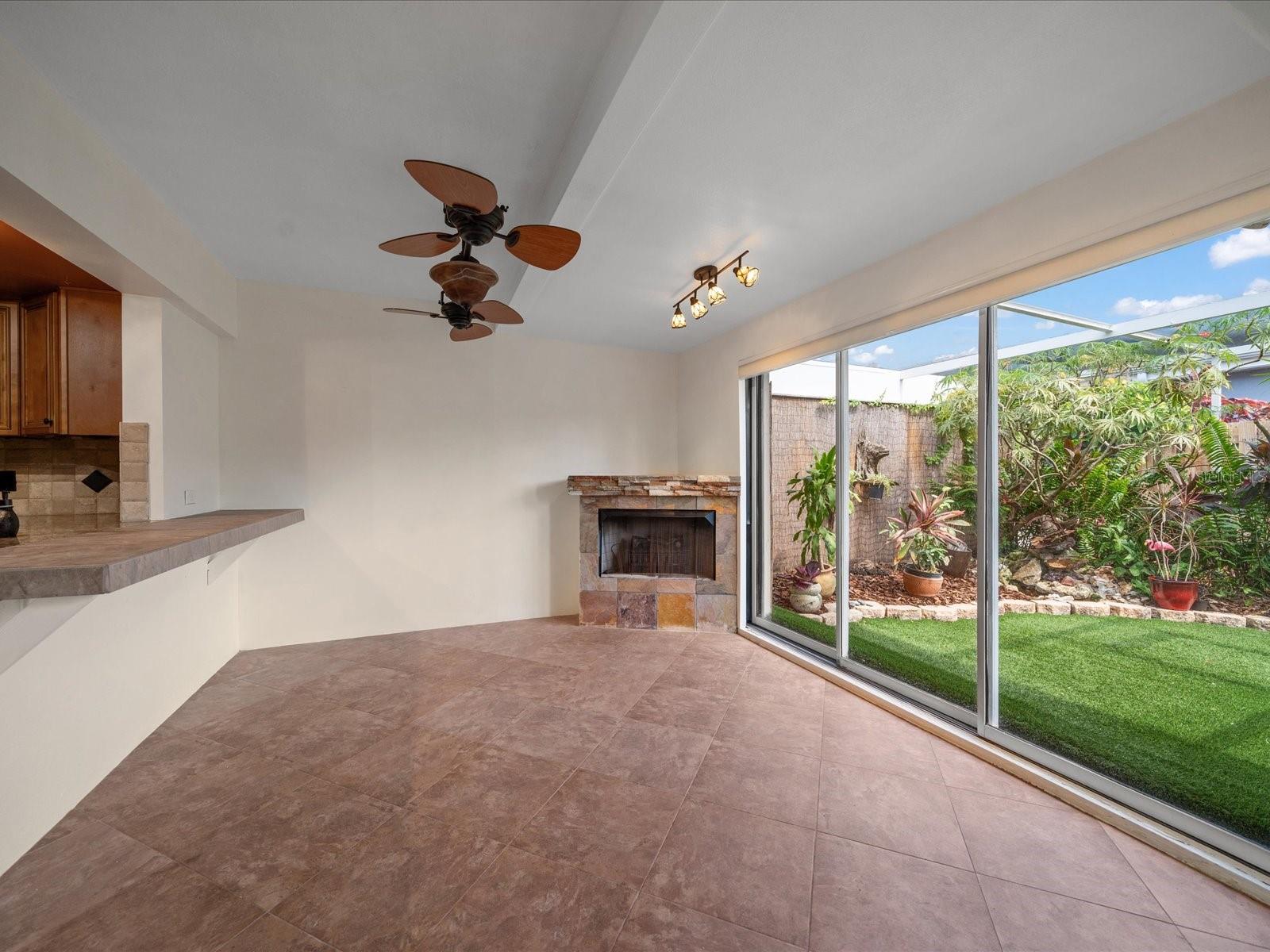 Image 13 of 40 For 6563 Grand Bahama Drive