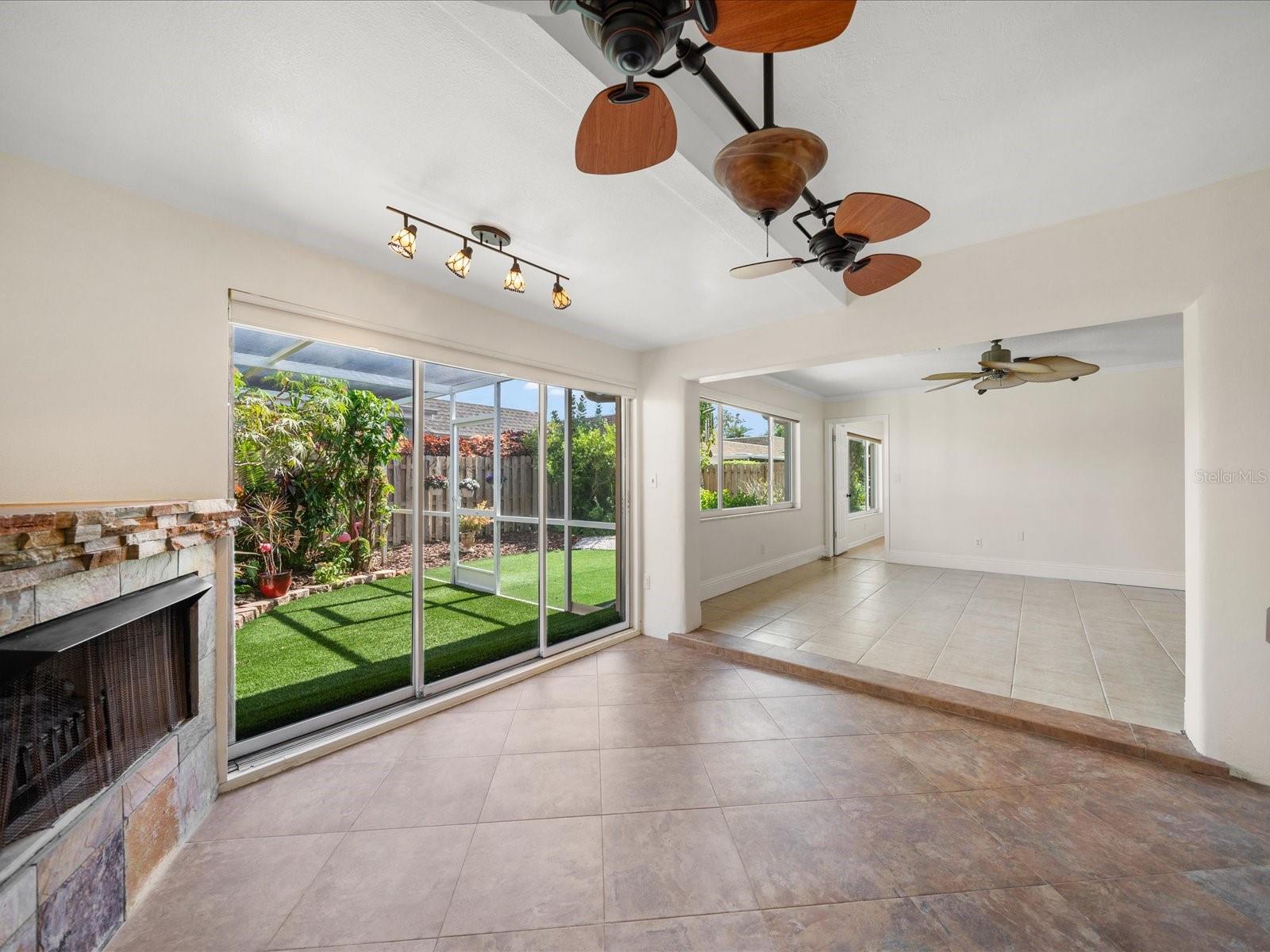 Image 15 of 40 For 6563 Grand Bahama Drive