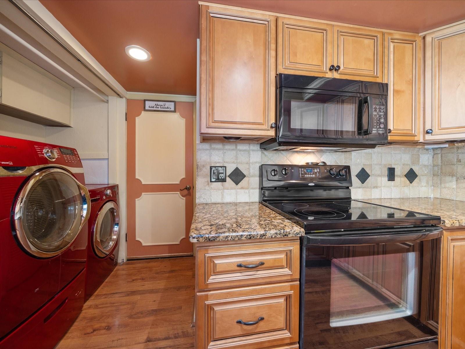 Image 21 of 40 For 6563 Grand Bahama Drive