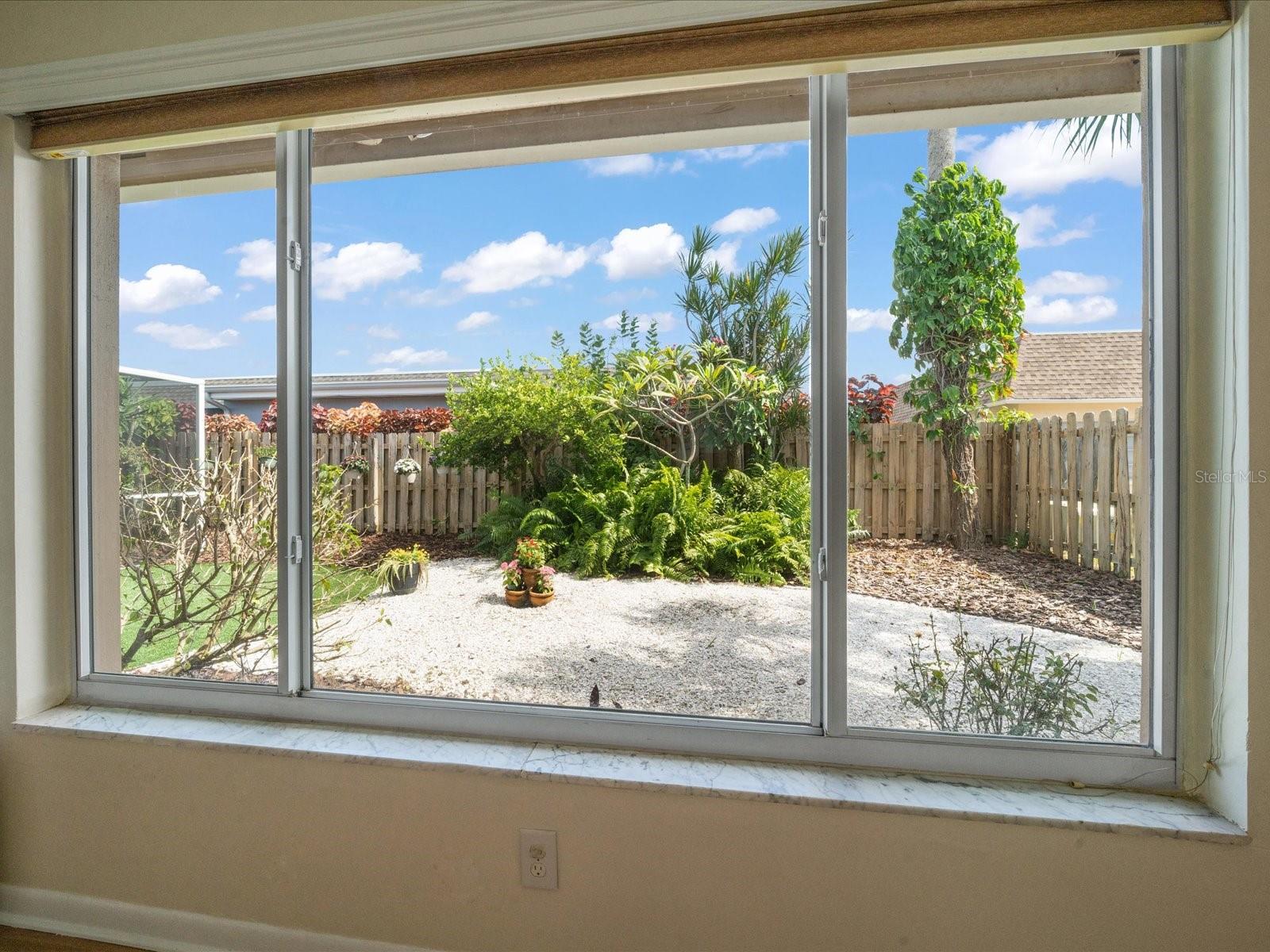 Image 29 of 40 For 6563 Grand Bahama Drive