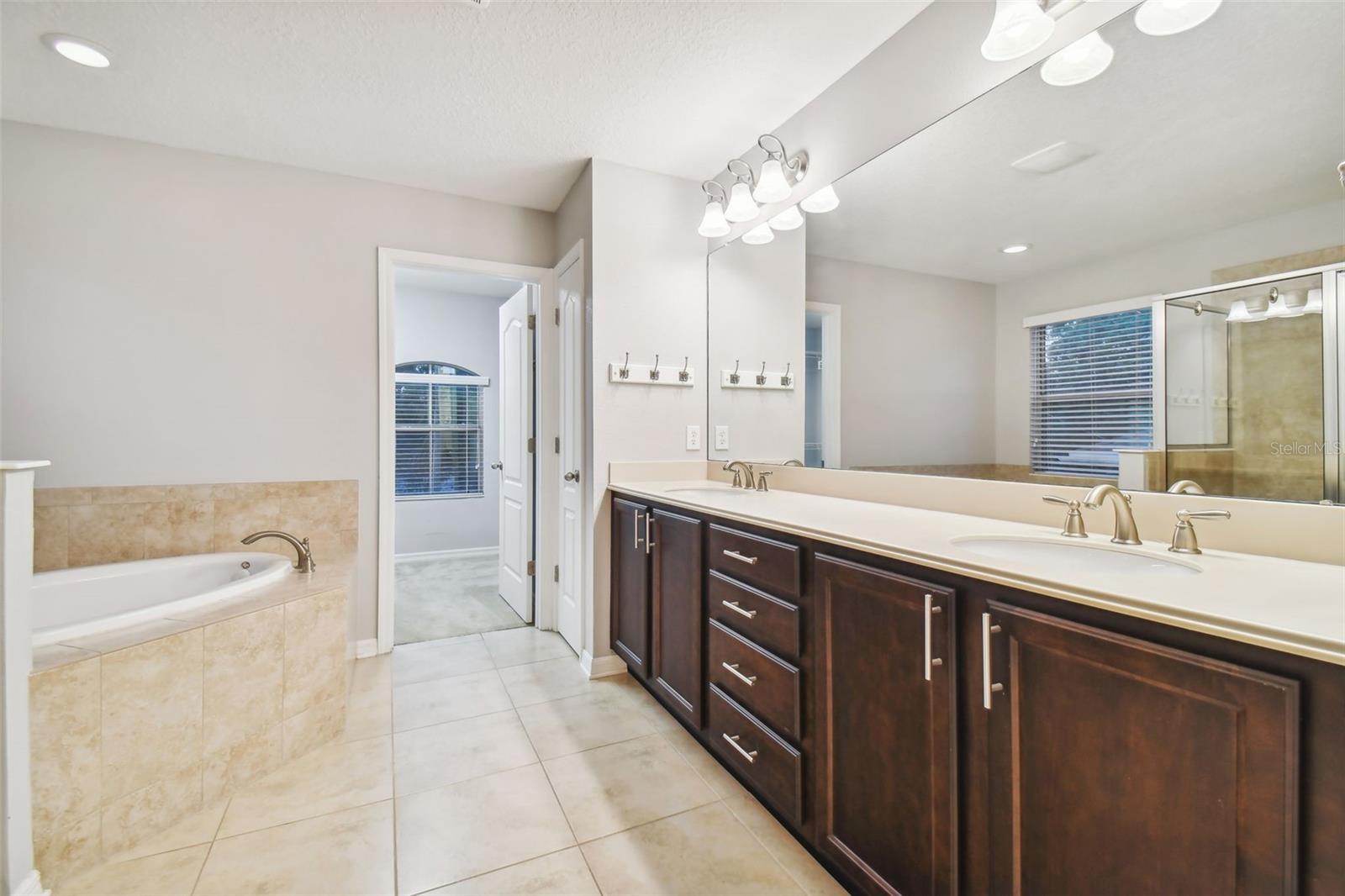 Image 10 of 18 For 3407 Bay Avenue