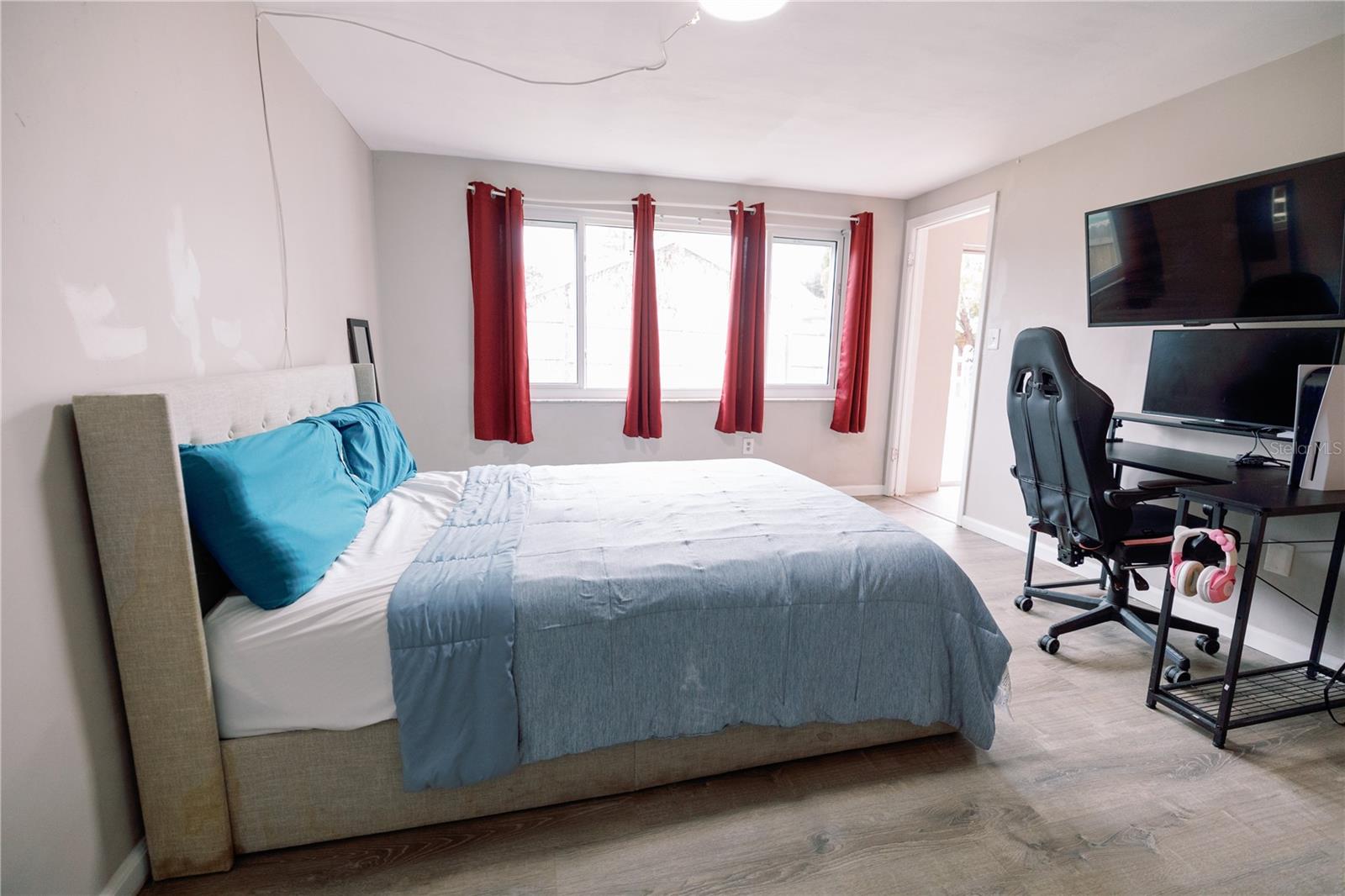 Image 20 of 30 For 3449 Springfield Drive